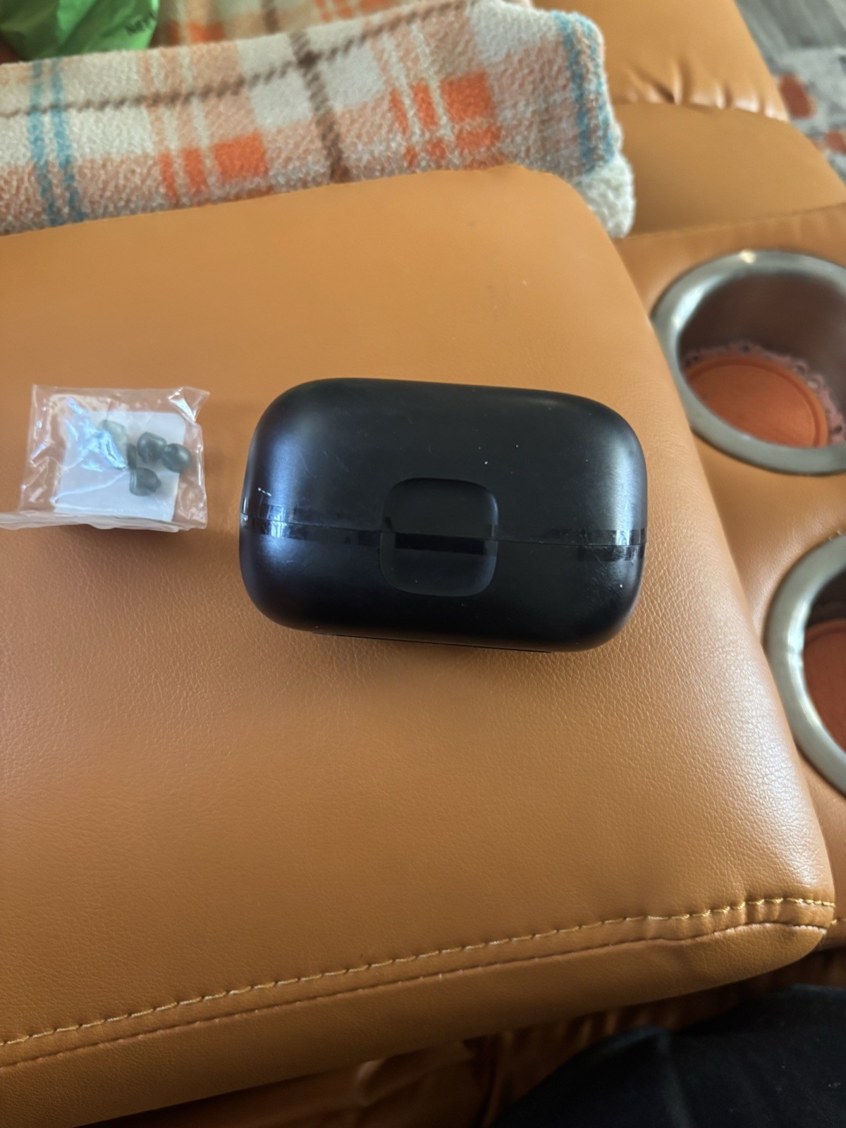 Starkey Genesis AI 12 mRIC R/L Hearing Aid With Rechargeable Charging Kit