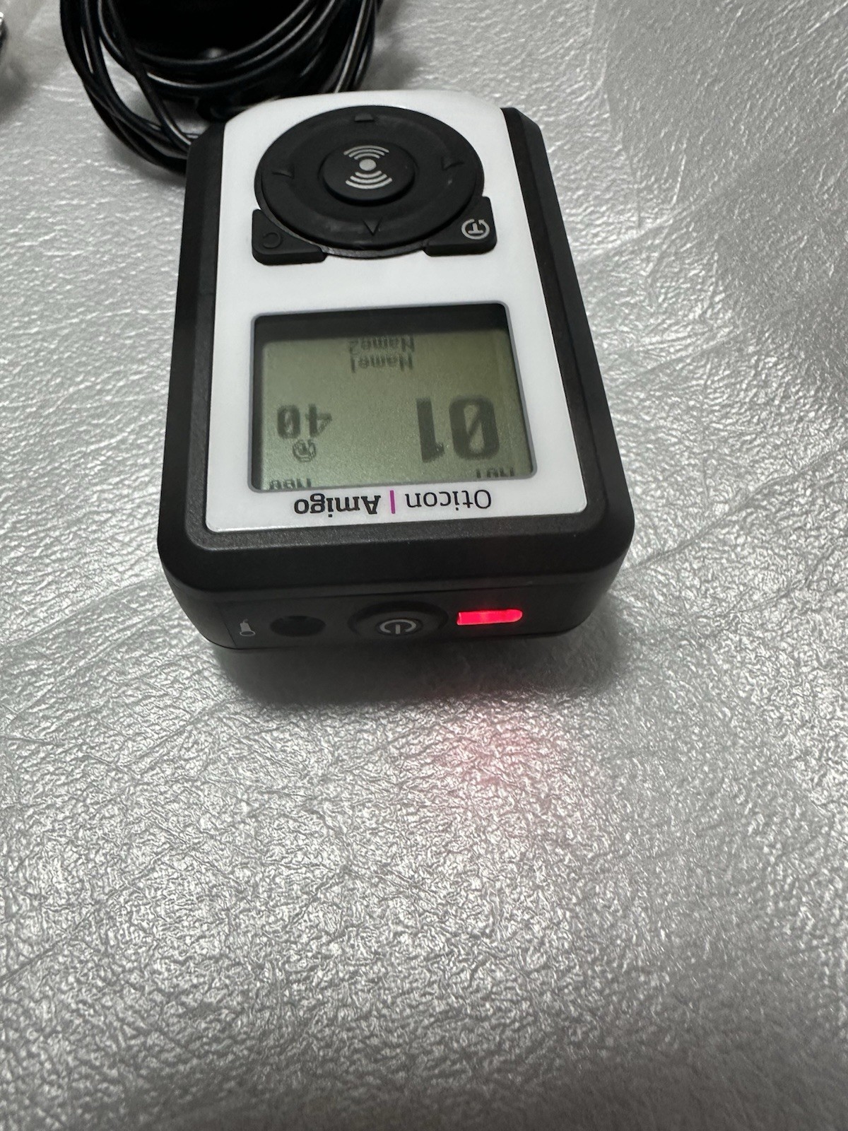 Oticon Amigo T31 097872 Transmitter Used in Good Condition & charger