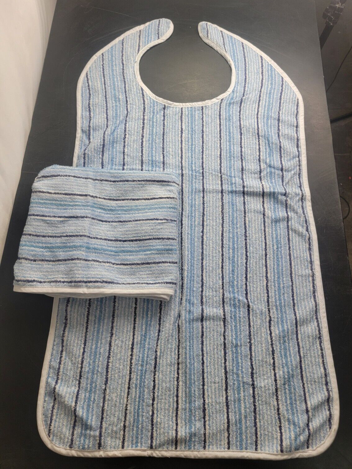 (2 PK) Long Adult Bib 2XL Length 22×42 Washable Super Absorbent EZ Tie