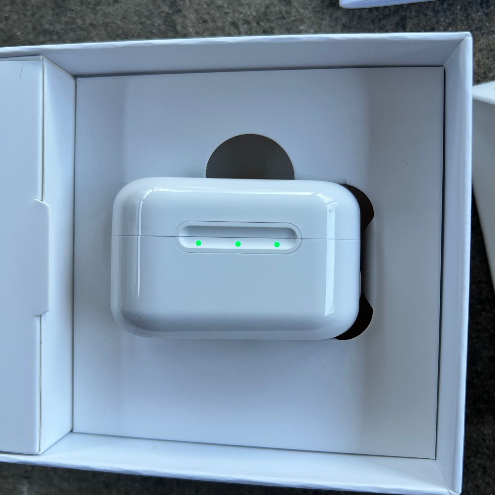Oricle PRO Hearing Aid and Charging Case for Adult & Seniors NEW OPEN BOX