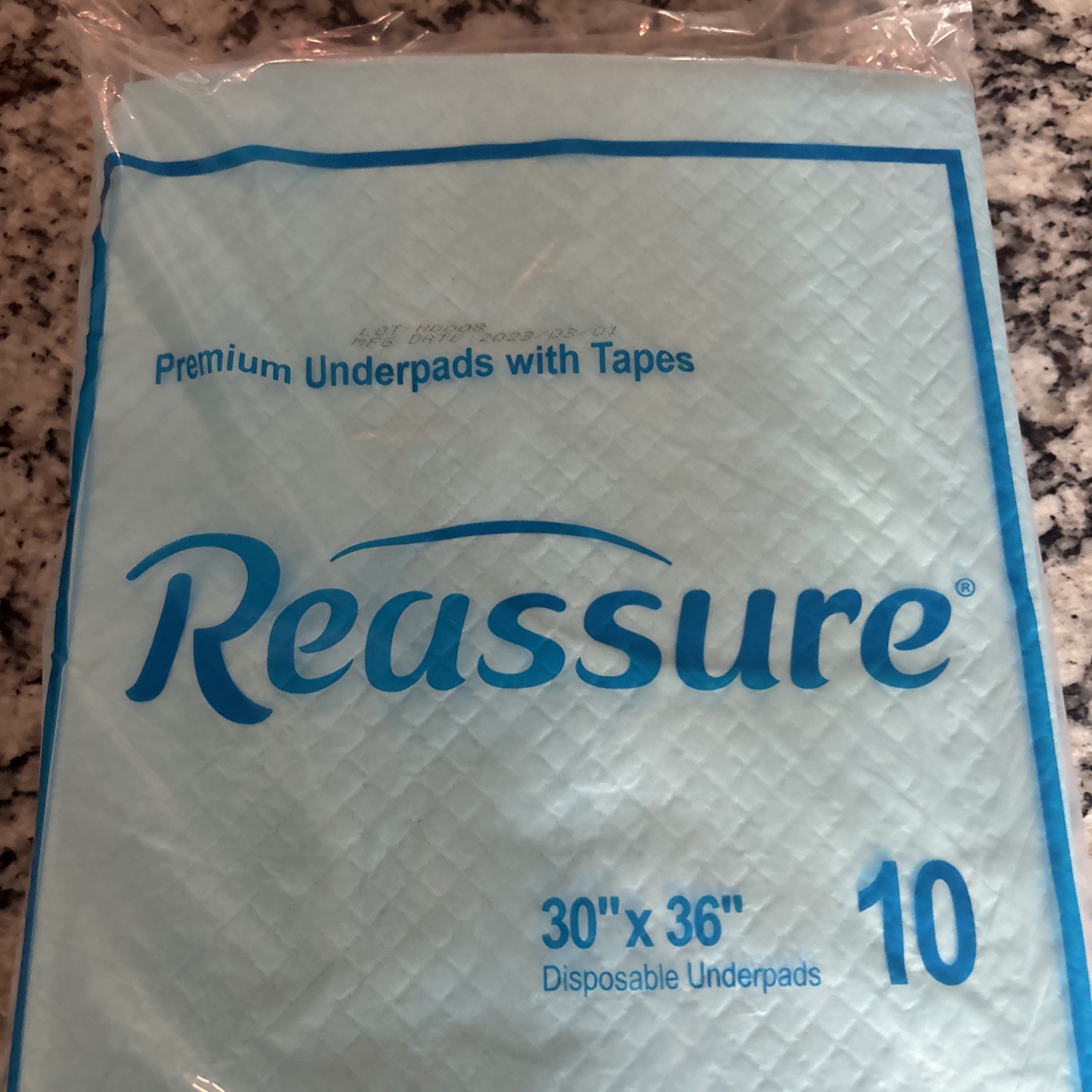 120 Reassure Premium Underpads With Tapes 30″ X 36″, 12 Packs of 10 Pads in Each
