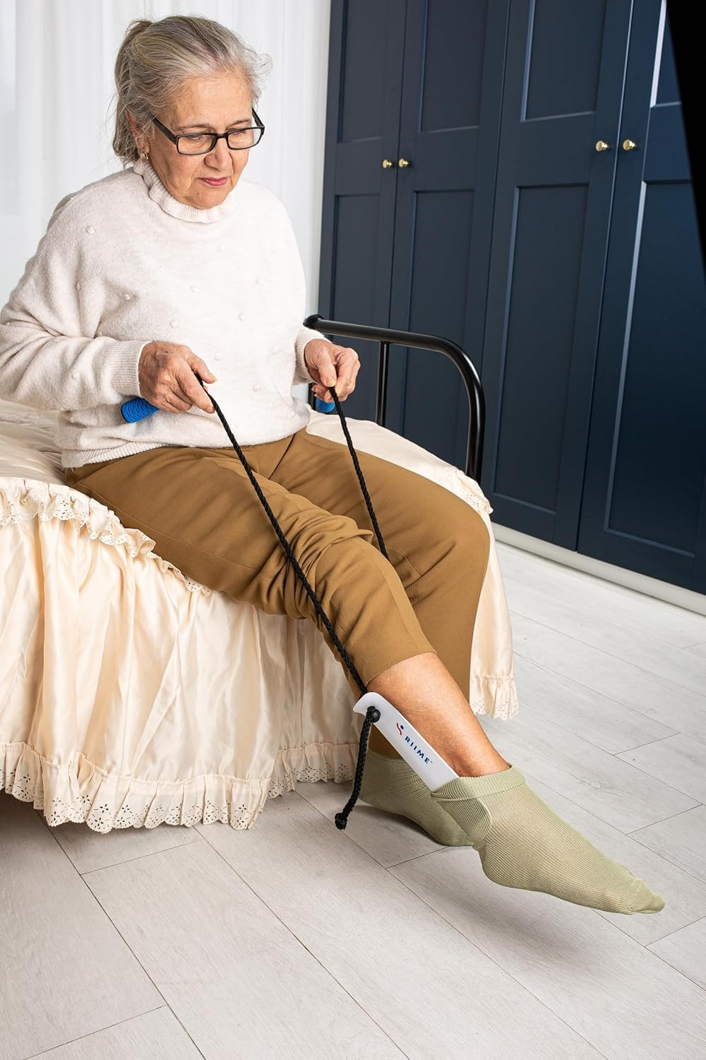 SOKELP Sock Aid for Putting on Socks – Elderly Assistance Device | Sock Helper