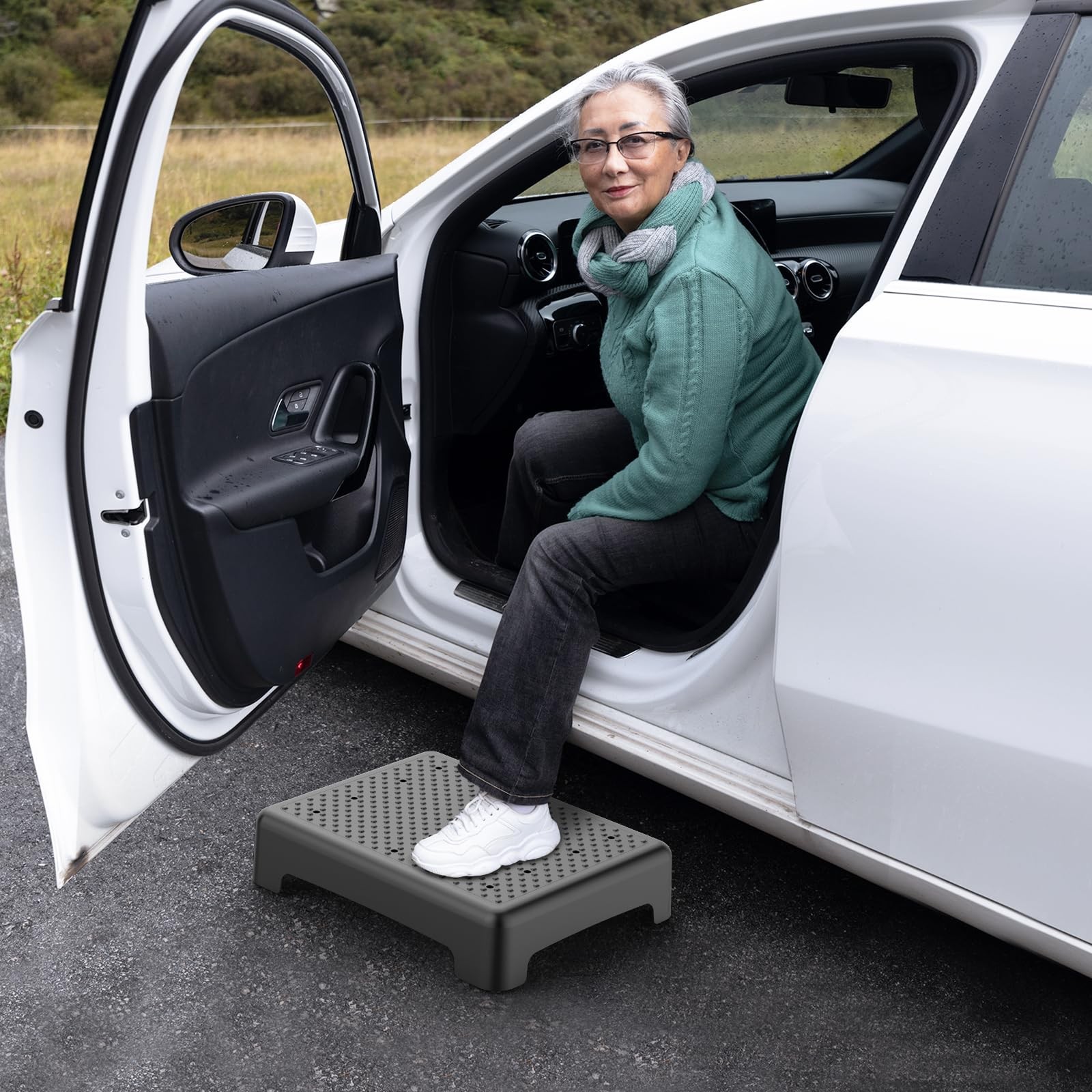 Mobility Step Stool 420lbs Load Capacity – Non-Slip Platform for Indoor/Outdoor