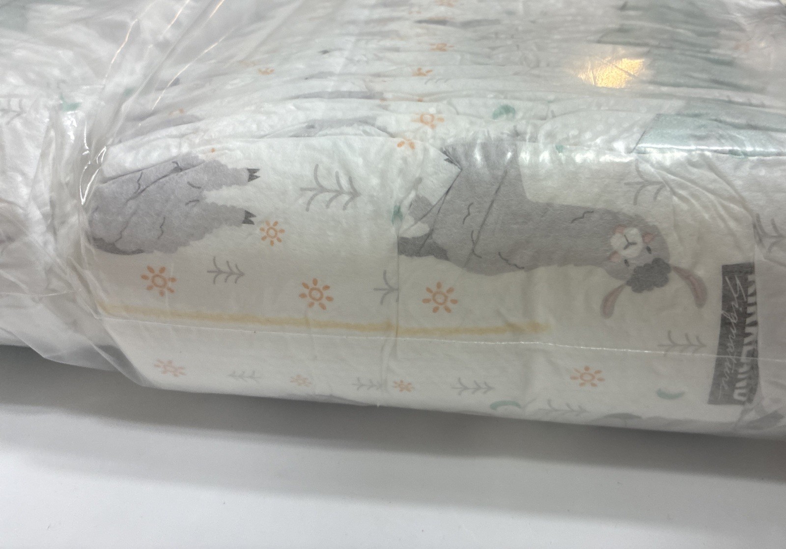Kirkland Baby Diapers Signature Size 6, 35+ lb Disposable New Sealed (64) Count