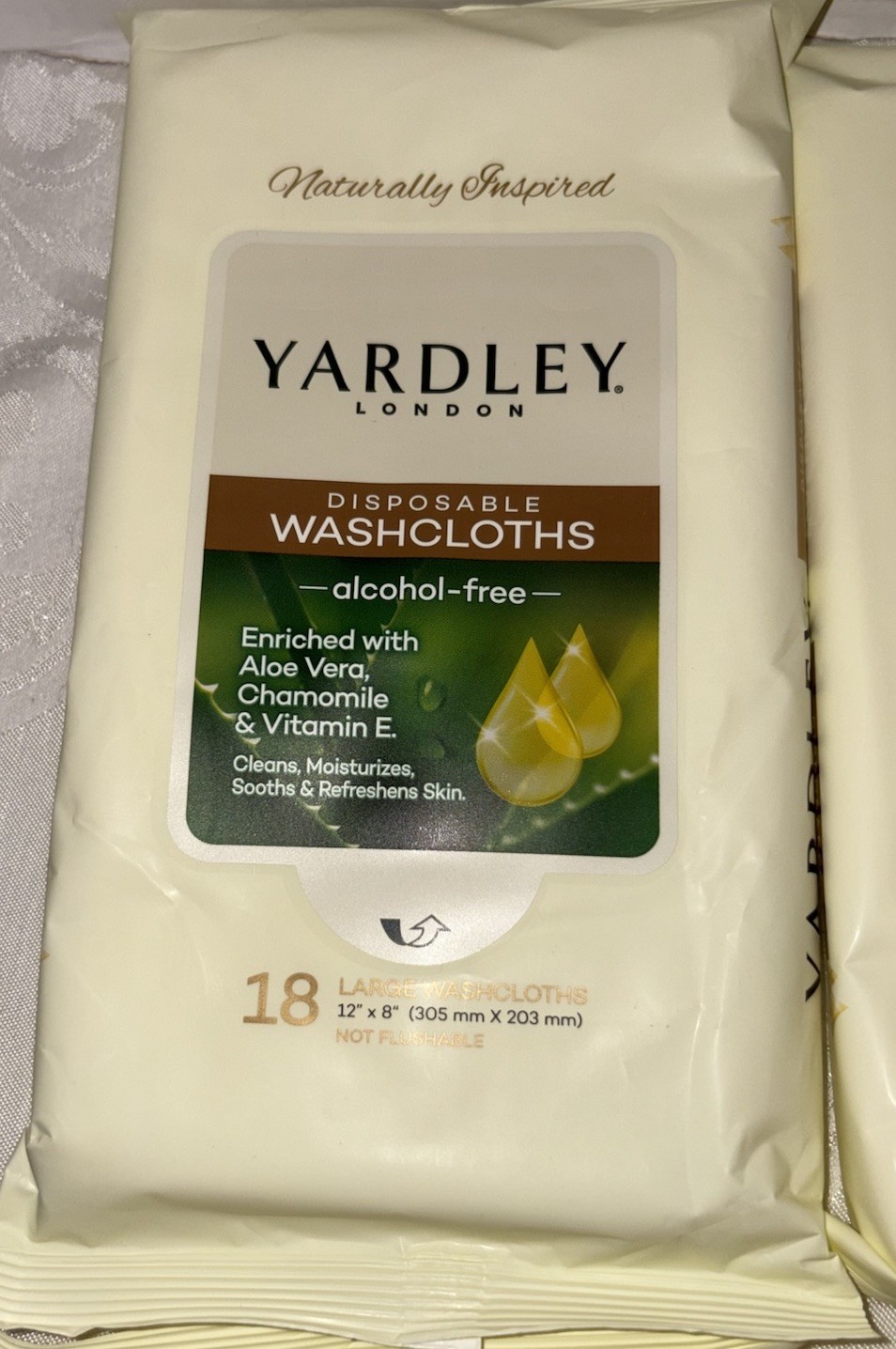 Lot Of 4 Disposable Washcloths 18 Per Pk by Yardley London 12 x 8” Long