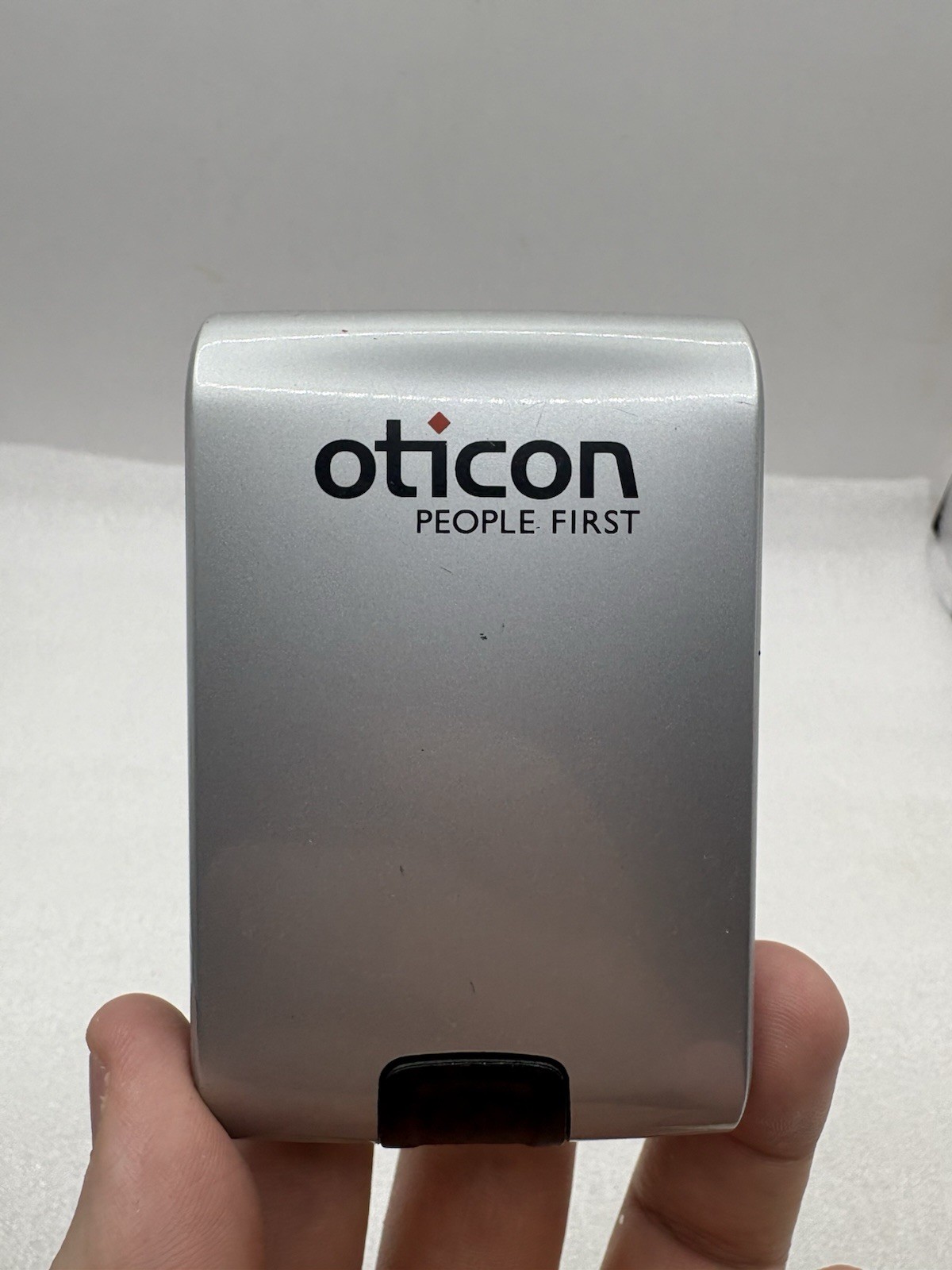 OTICON People First Hearing Aid Hard Case BO