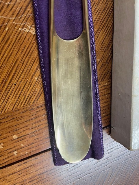 Royal Horn Extra Long Shoehorn Easy Reach 17.5″ Shoe Horn Longer Handle Metal