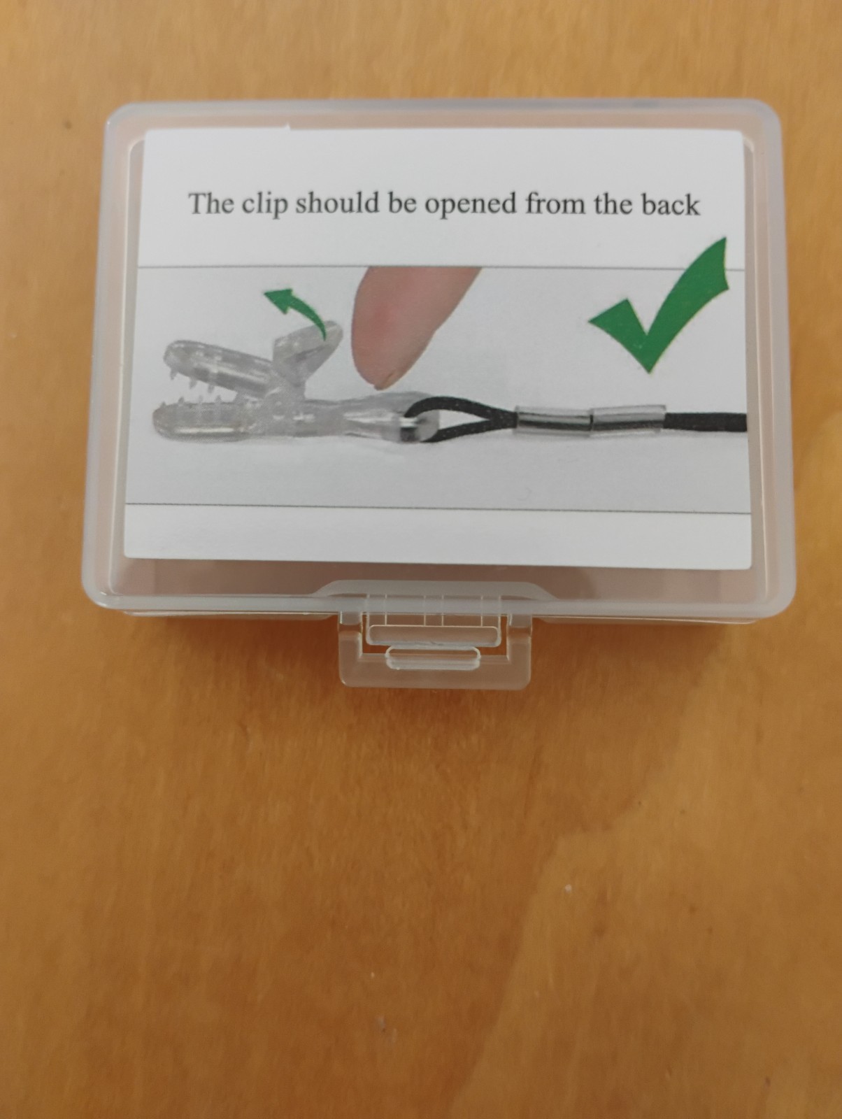 Hearing aid clip and anti loss lanyard keeper to prevent loss BTE hearing aids