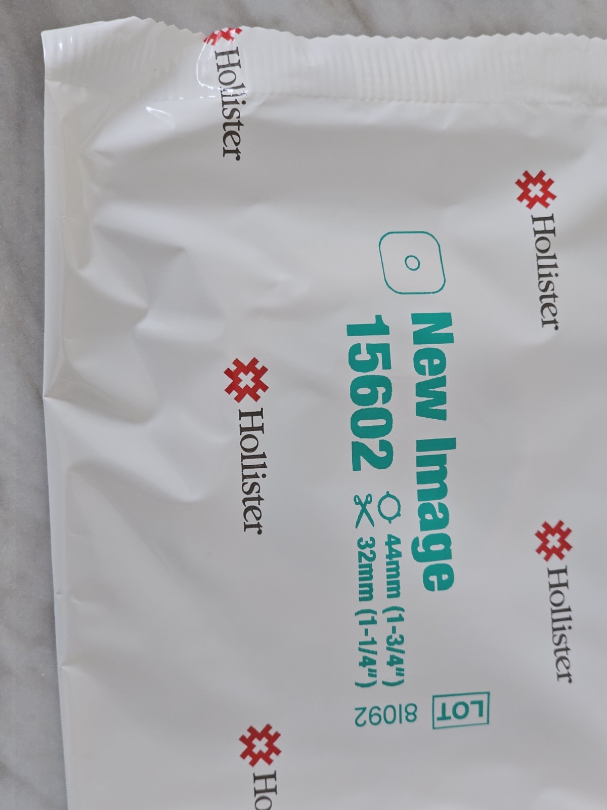 5 Hollister 15602 FlexTend Skin Barrier 1-3/4″ Flange CTF 1-1/4″ No Box (5)