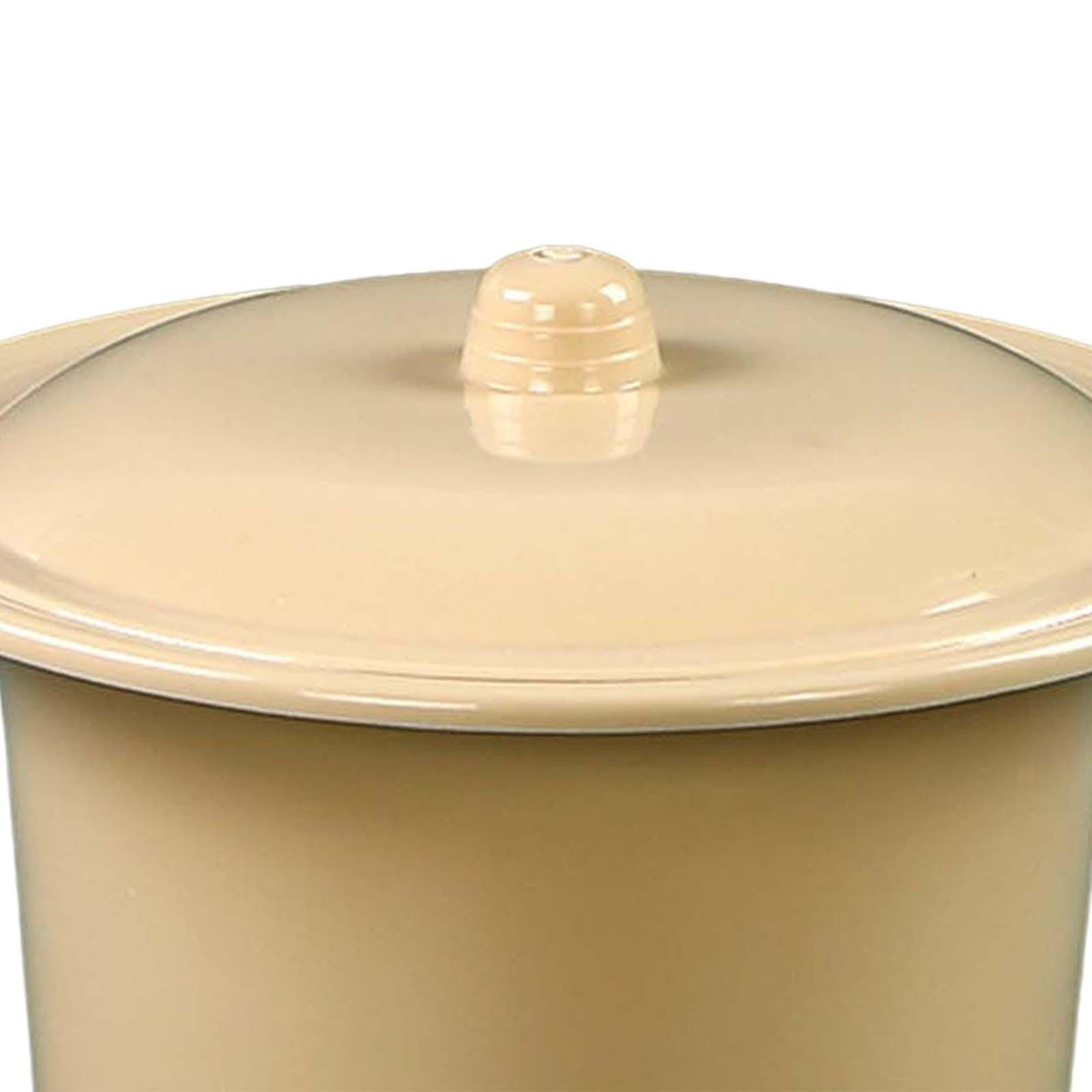 Portable Spittoon with Lid Lightweight PP Splashproof Compact Mobile Toilet