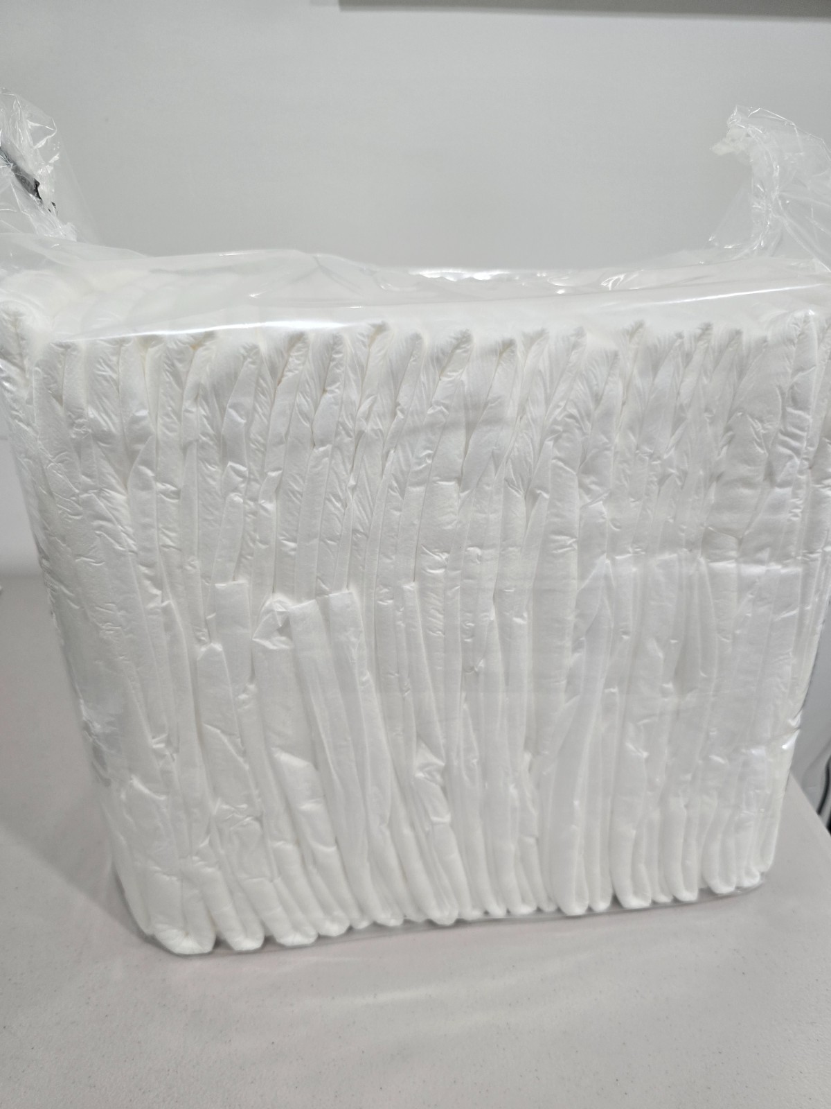 White Basic Disposable Adult Diapers With Tabs – 25 Count