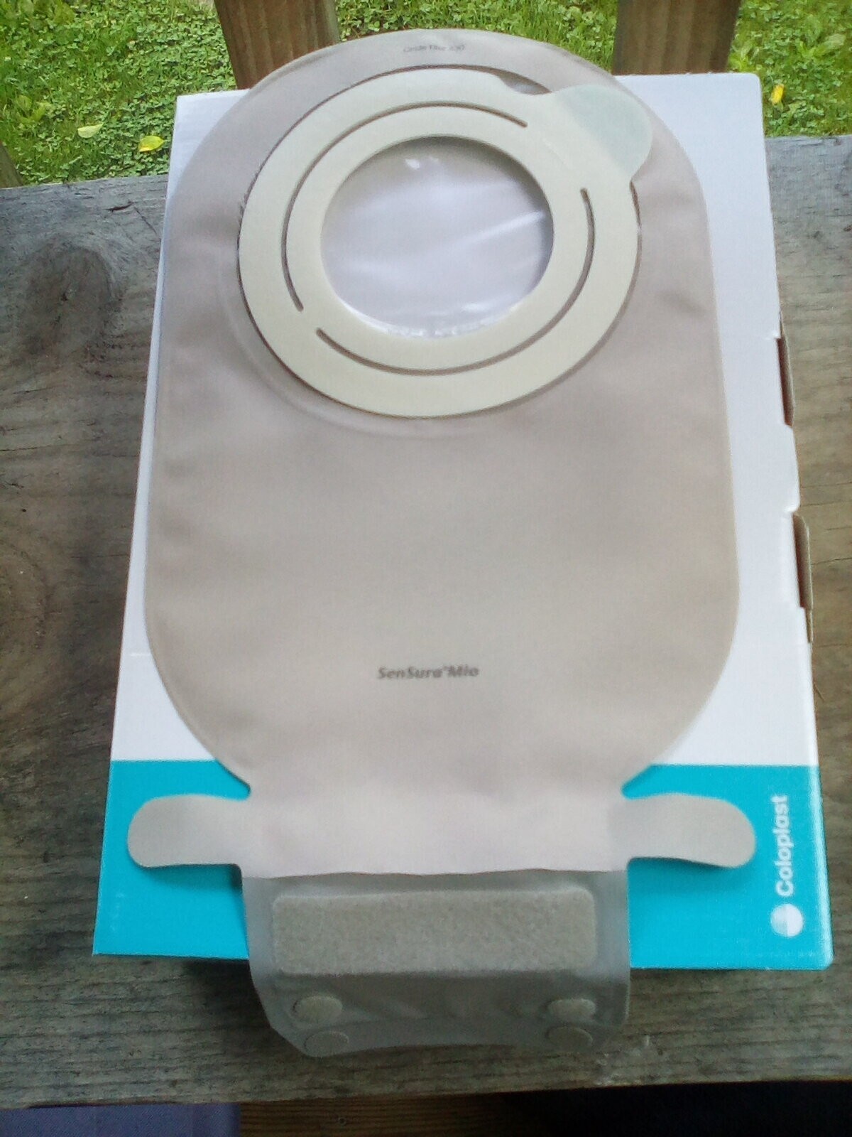 SenSura Mio 12273 Coloplast 10 Drainable Pouches 2 Piece EasiClose Wide Outlet