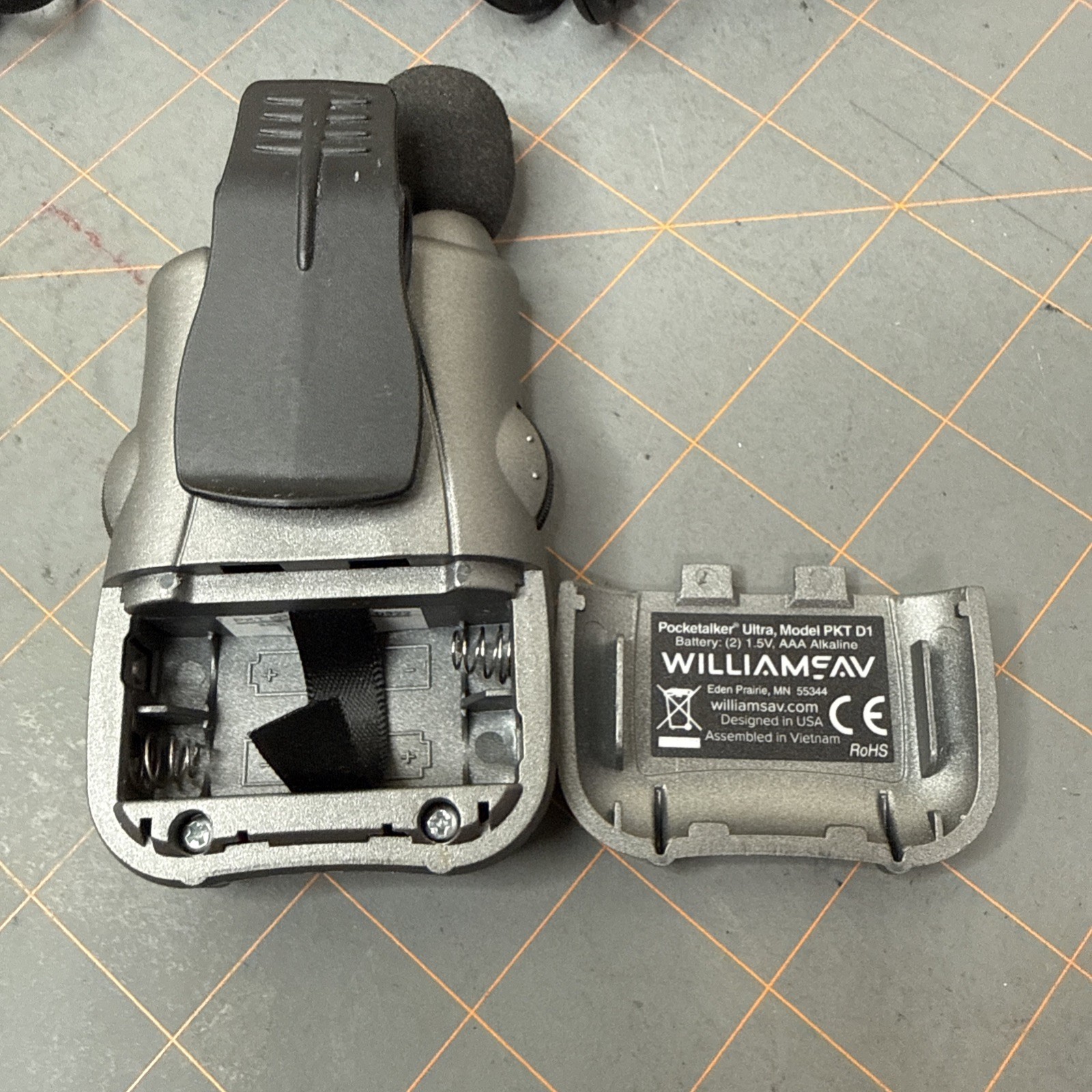 Williams Sound PKT D1 Pocketalker w/ Sony Headphones & 12′ extension jack