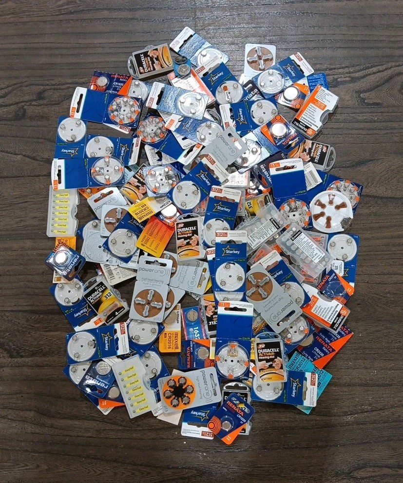 HUGE LOT OF Mixed Small Lithium Batteries – Power One Duracel Hearing Aid Camera