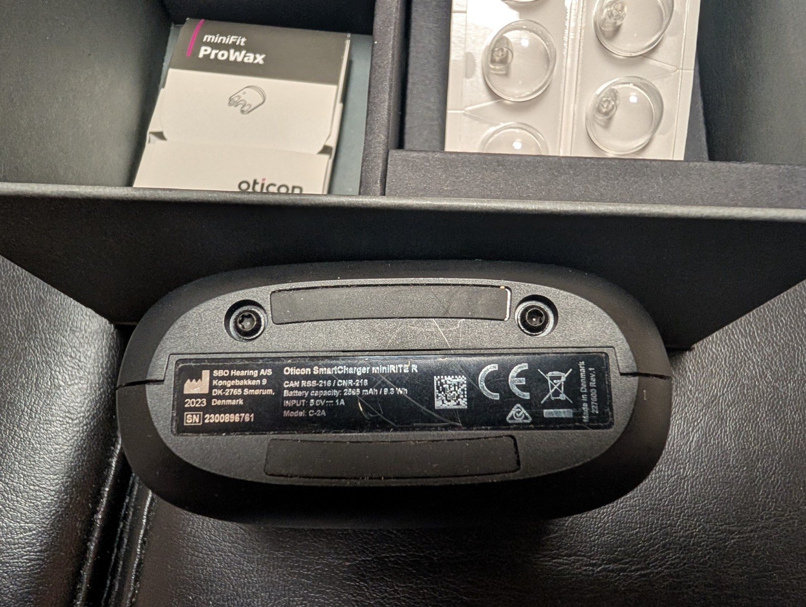 Oticon Smart Charger Minirite R W/ Phonak Wireless TV Connector FREE SHIPPING
