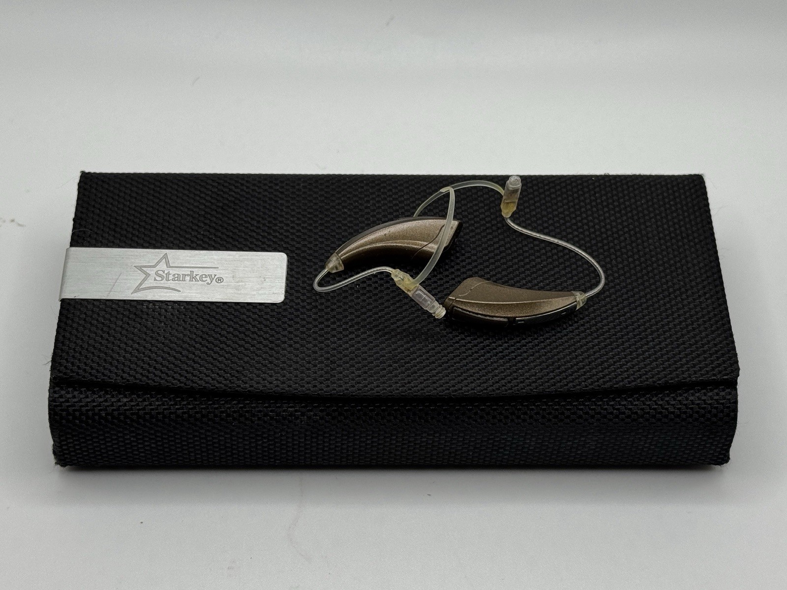 Starkey 3 Series i110 Hearing Aids Right & Left Pair.