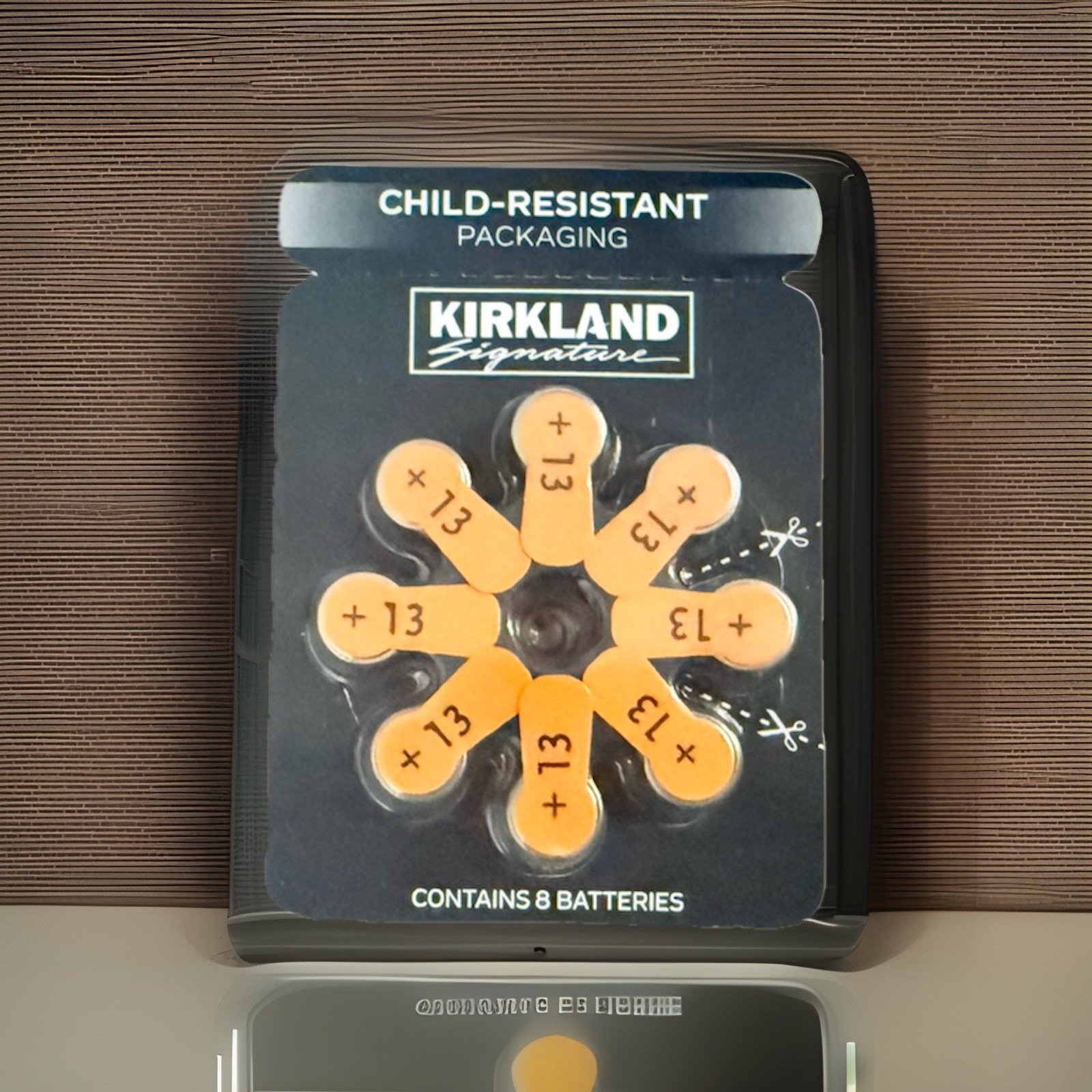 8 Kirkland Hearing Aid Batteries 1.45 Volt Mercury Free Size 13 Brand New 08/28