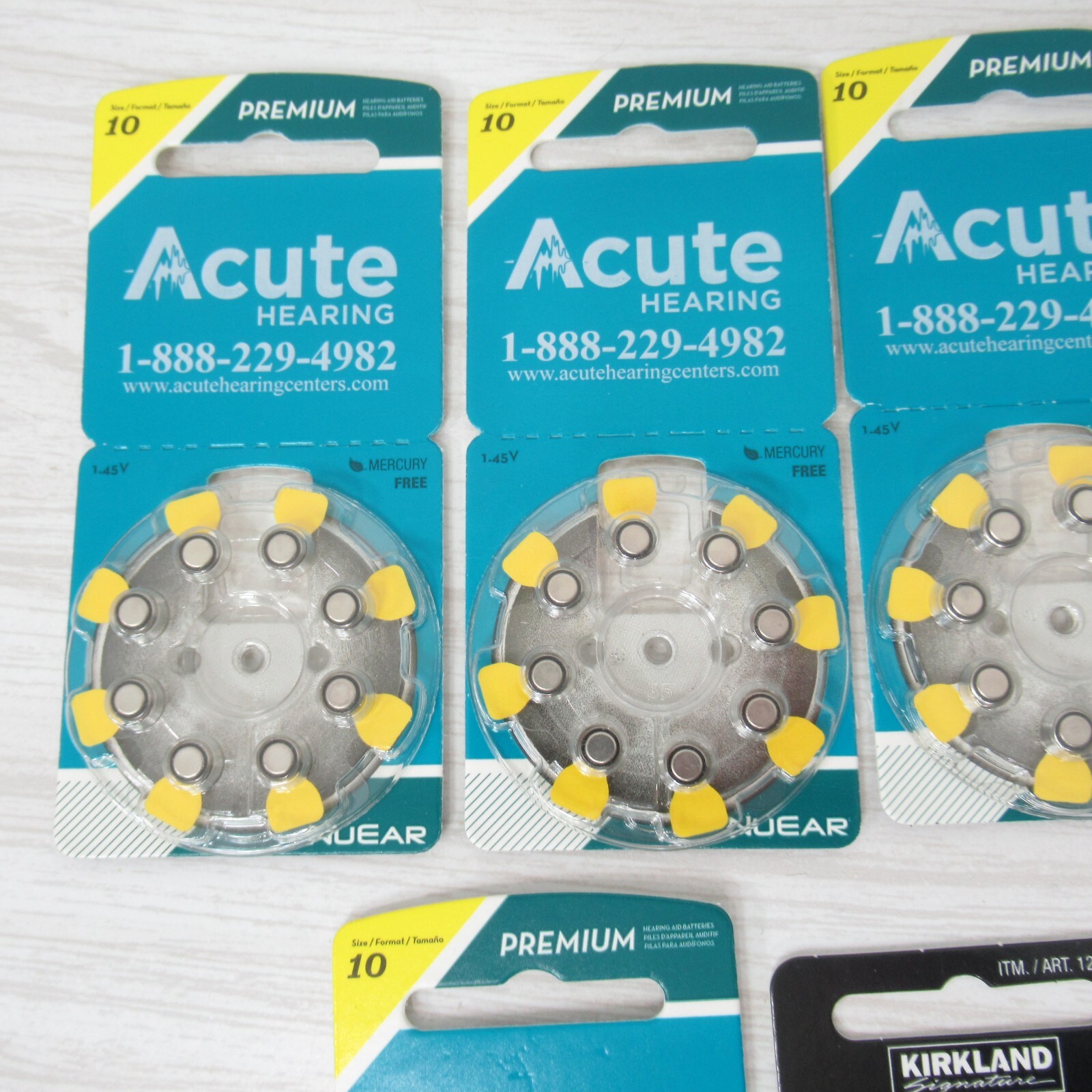 Hearing aid Batteries Size 10 Lot of 46 Exp 2023 Hear Clear Cleaning Brushes