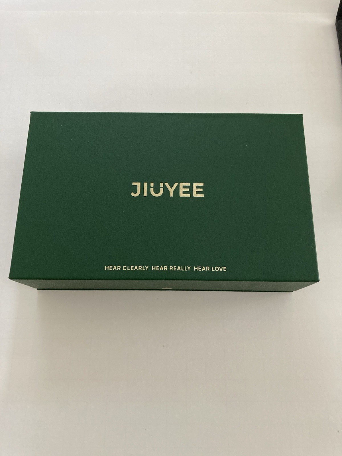 Jiuyee Rechargeable Bluetooth Hearing Aid NIB Pearl White Medical Technology