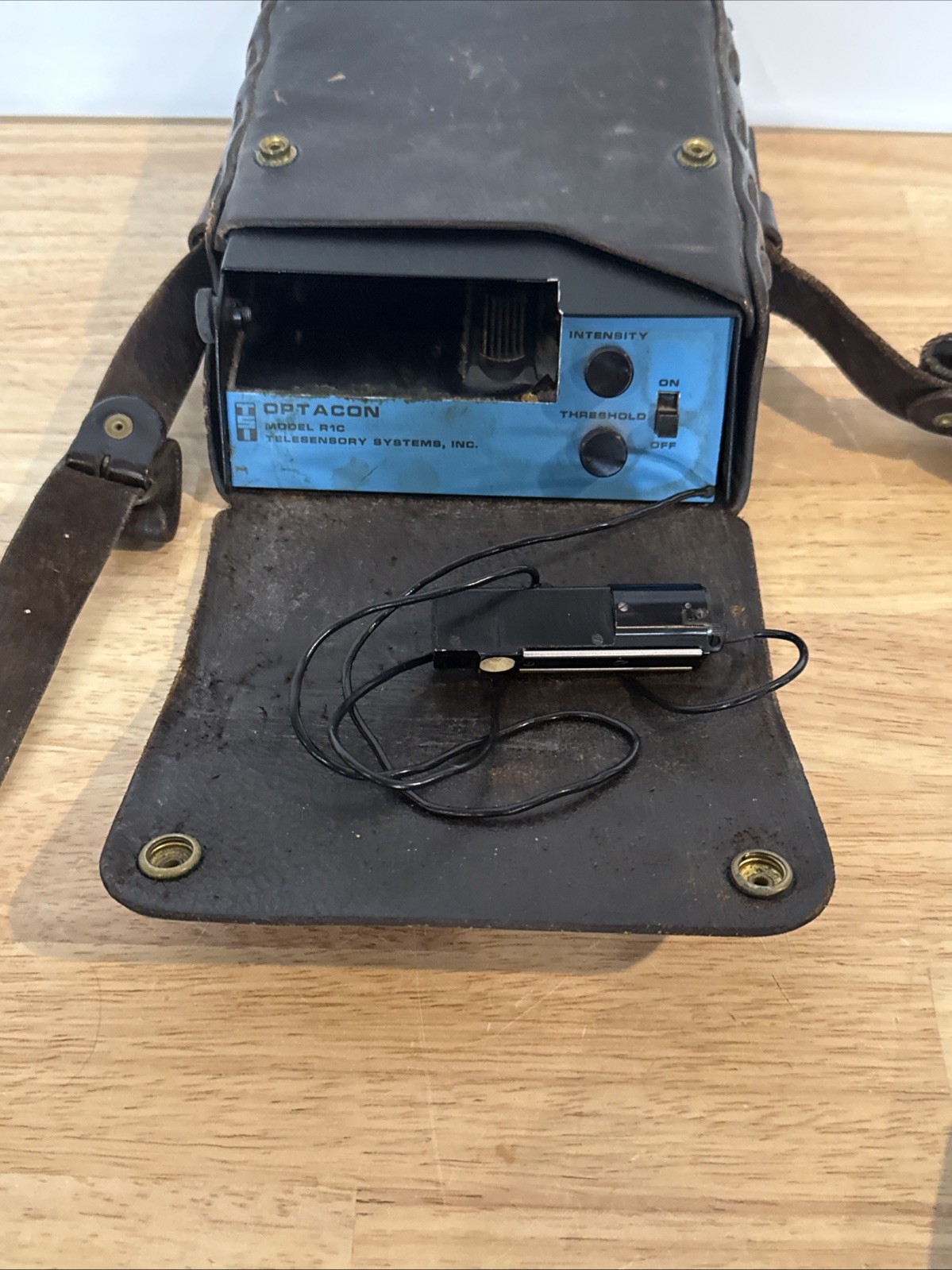 Optacon Model R1C Telesensory Braille Optical Device – VINTAGE – RARE Untested