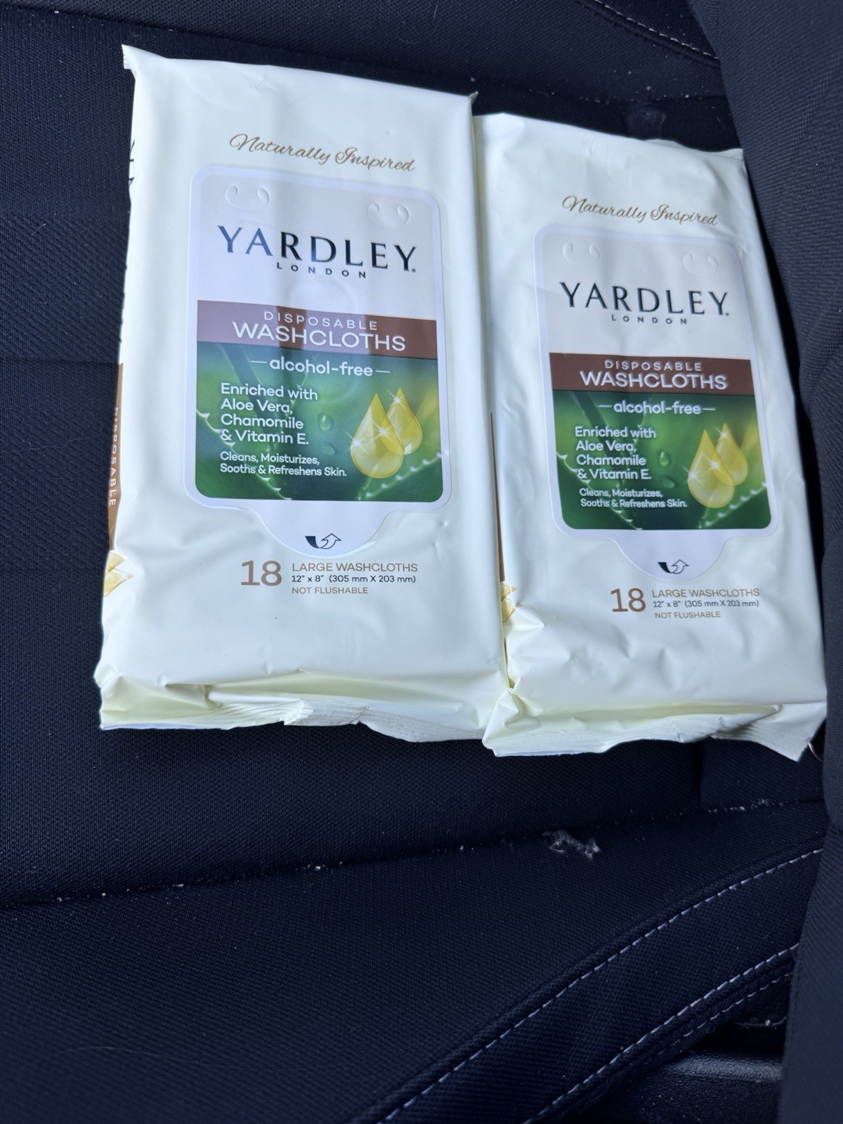 2 Yardley of London 18 Large Disposable Washcloths/Wipes Aloe Chamomile