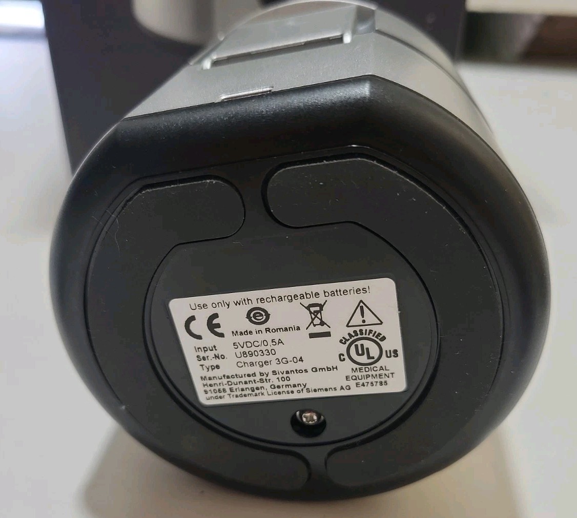 SIEMENS With Hearing AIDS With Case And Manual. “Read” Description!