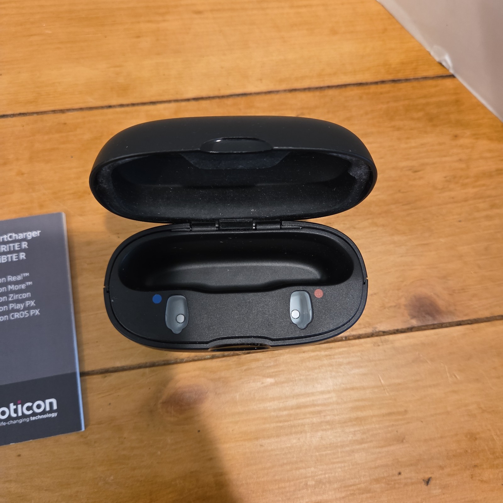 Oticon SmartCharger MiniRite R Model C-2A Portable Rechargeable Case/Dock