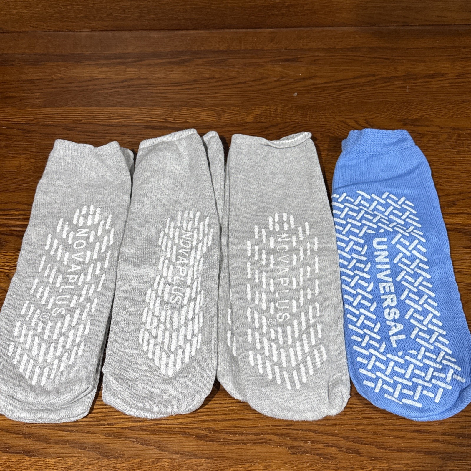 lot of 4 L/XL 3 Gray NovaPlus Slip resistant Socks plus 1 unbranded Blue