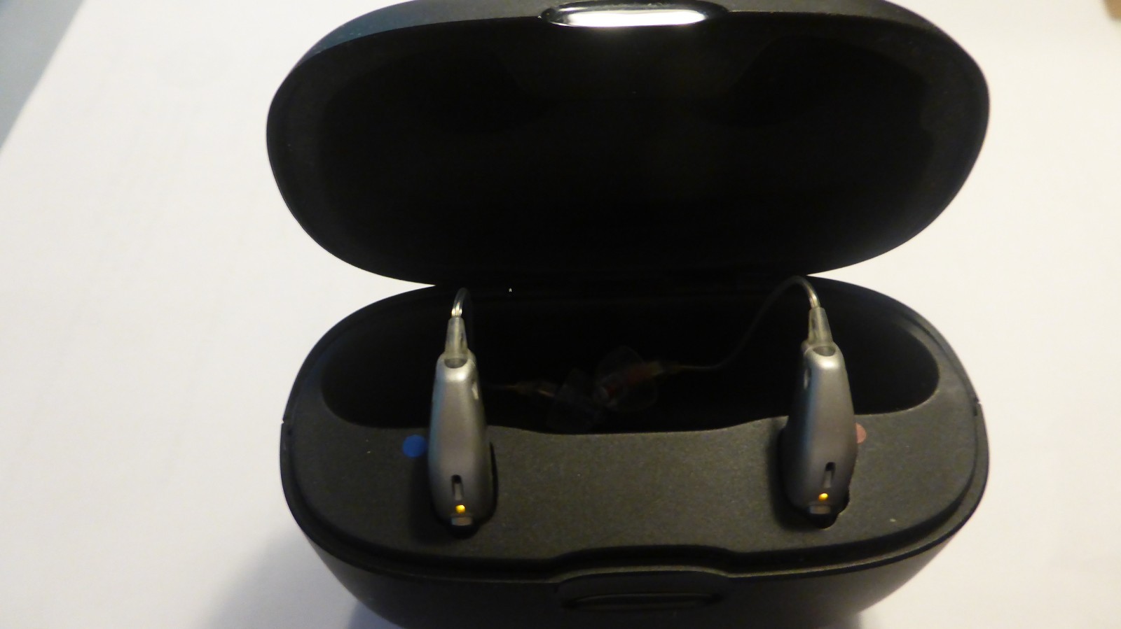 Oticon More 1 miniRITE R Hearing Aids, Smart Charger C-2A- Free Shipping-