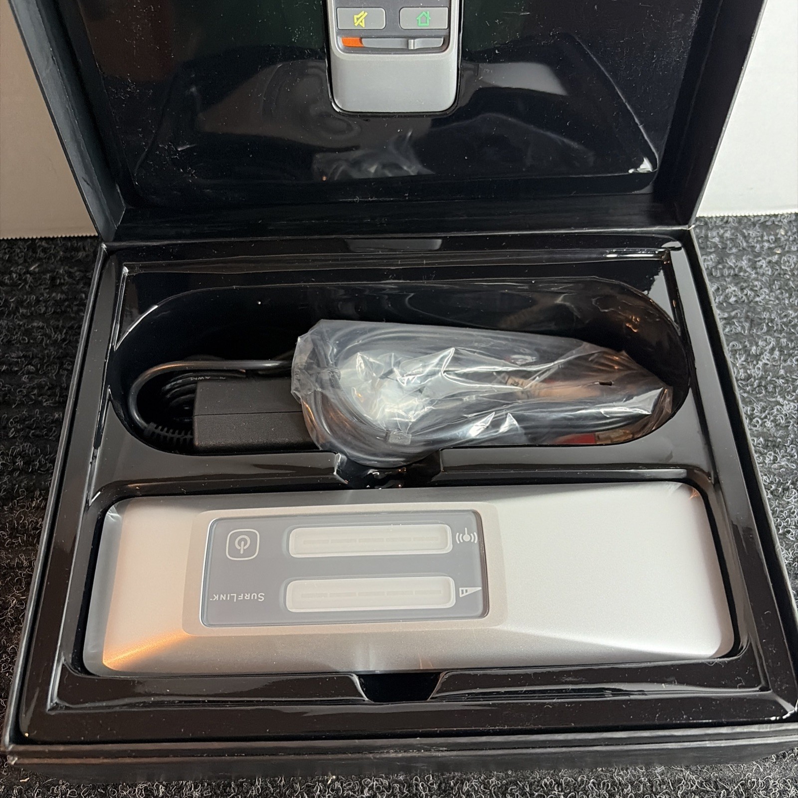 Starkey Surflink Media 2 Model 210 Hearing Aid Streamer Box Manual Complete