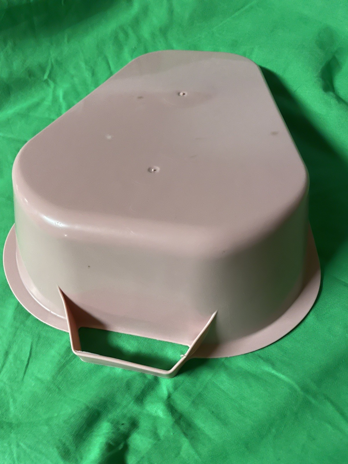 Fracture Bedpan – Medegen, Rose, 1.1 Quart.