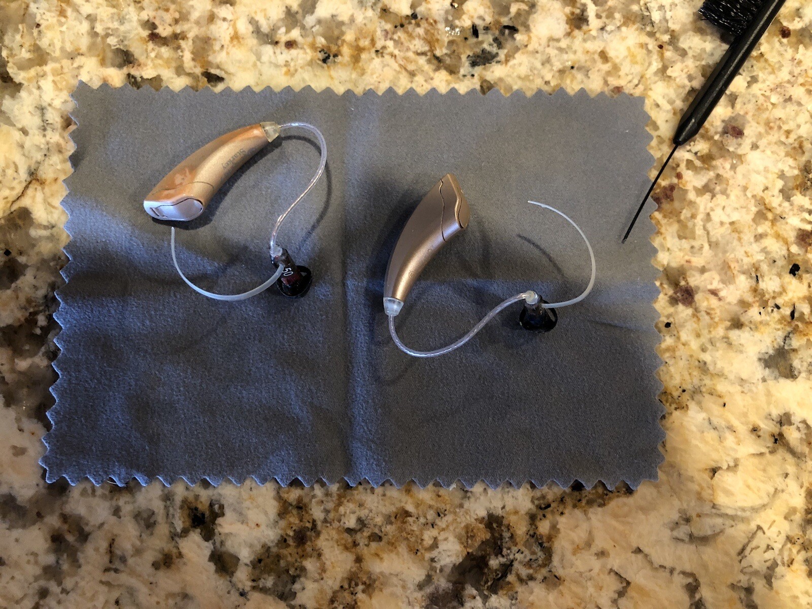 Starkey Digital Hearing Aids S Series IQ7