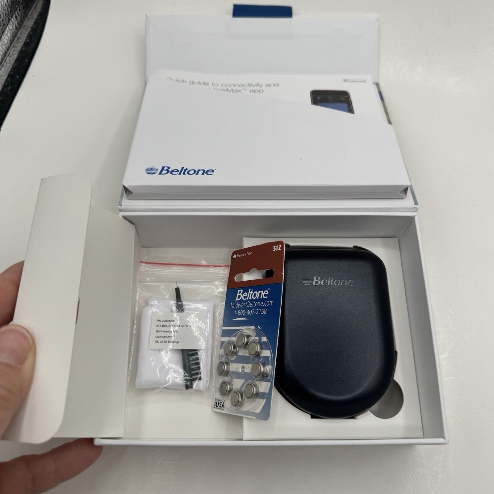 Beltone DK 2750 Ballerup Hearing Aids W Case & Batteries