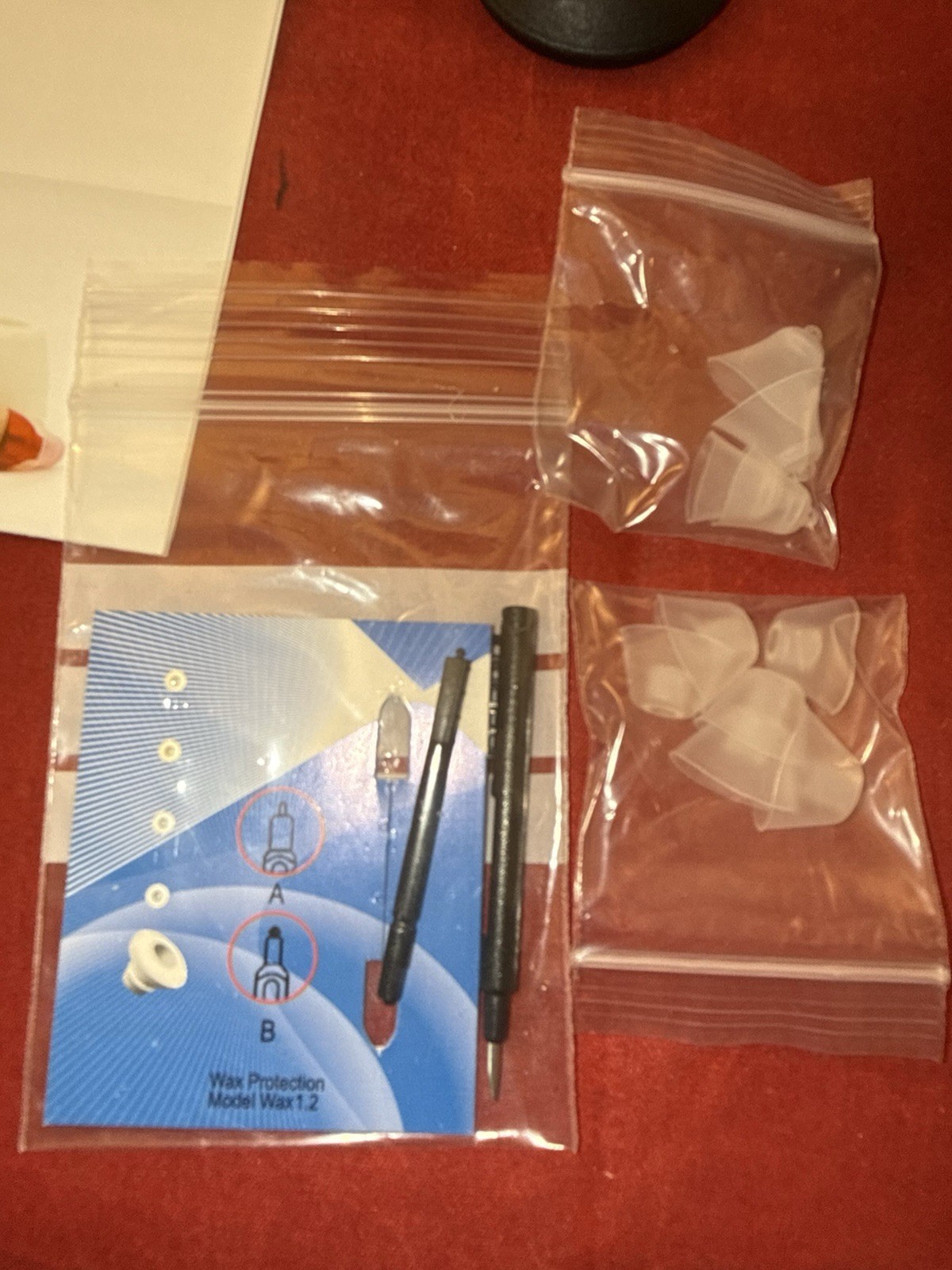 Nano CIC Rechargeable Hearing Aids – Case Charger Red Blue EXCELL – Original Box
