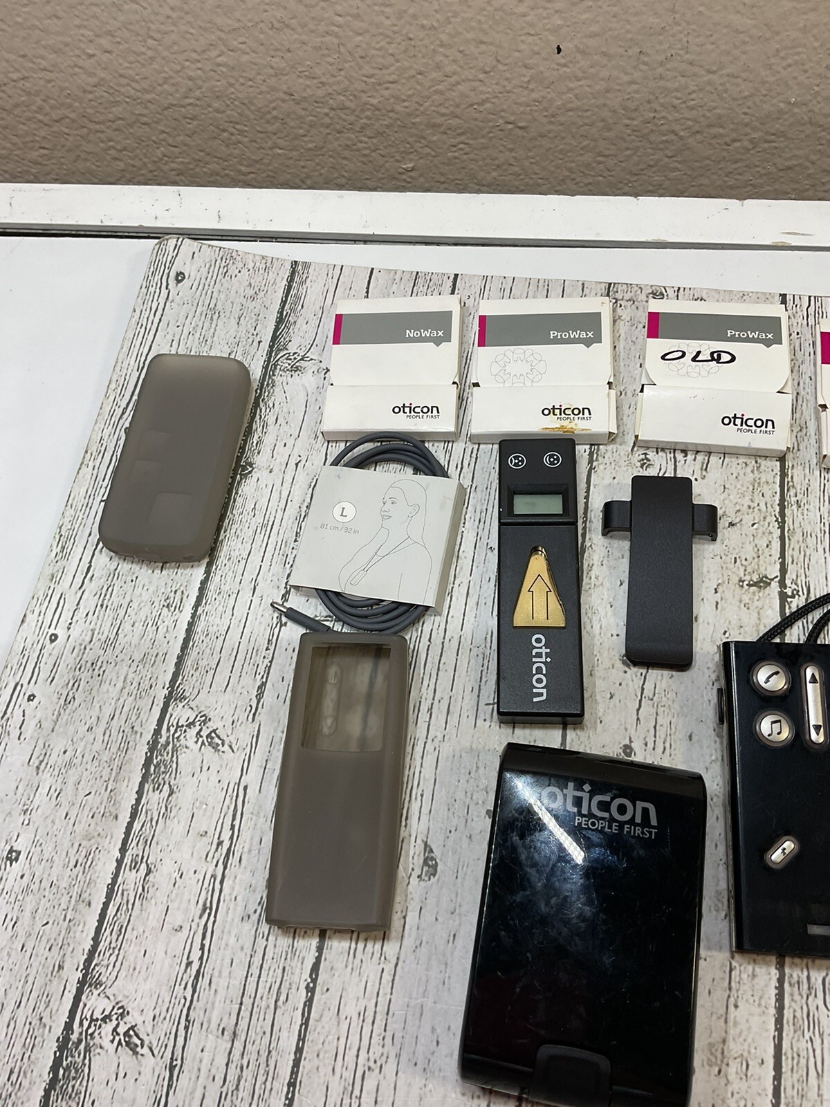 Oticon People First + Accessories