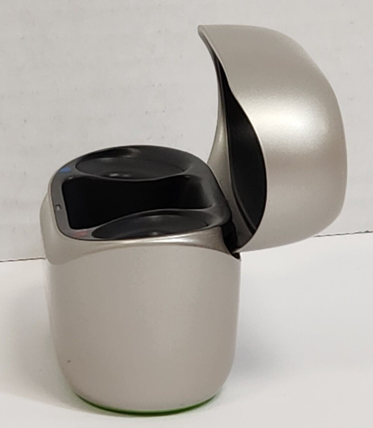 Phonak ChargerGo RIC Infinio. With Power Cord & Wall Adaptor