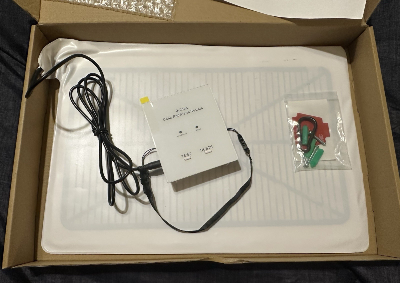 NEW briidea Wireless Chair Alarm for Elderly Dementia Patients – Fall Prevention