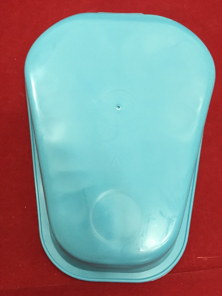 QTY 2 NEW VOLLRATH Plastic Fracture Bedpan DISPOSABLE/REUSABLE Type III Blue