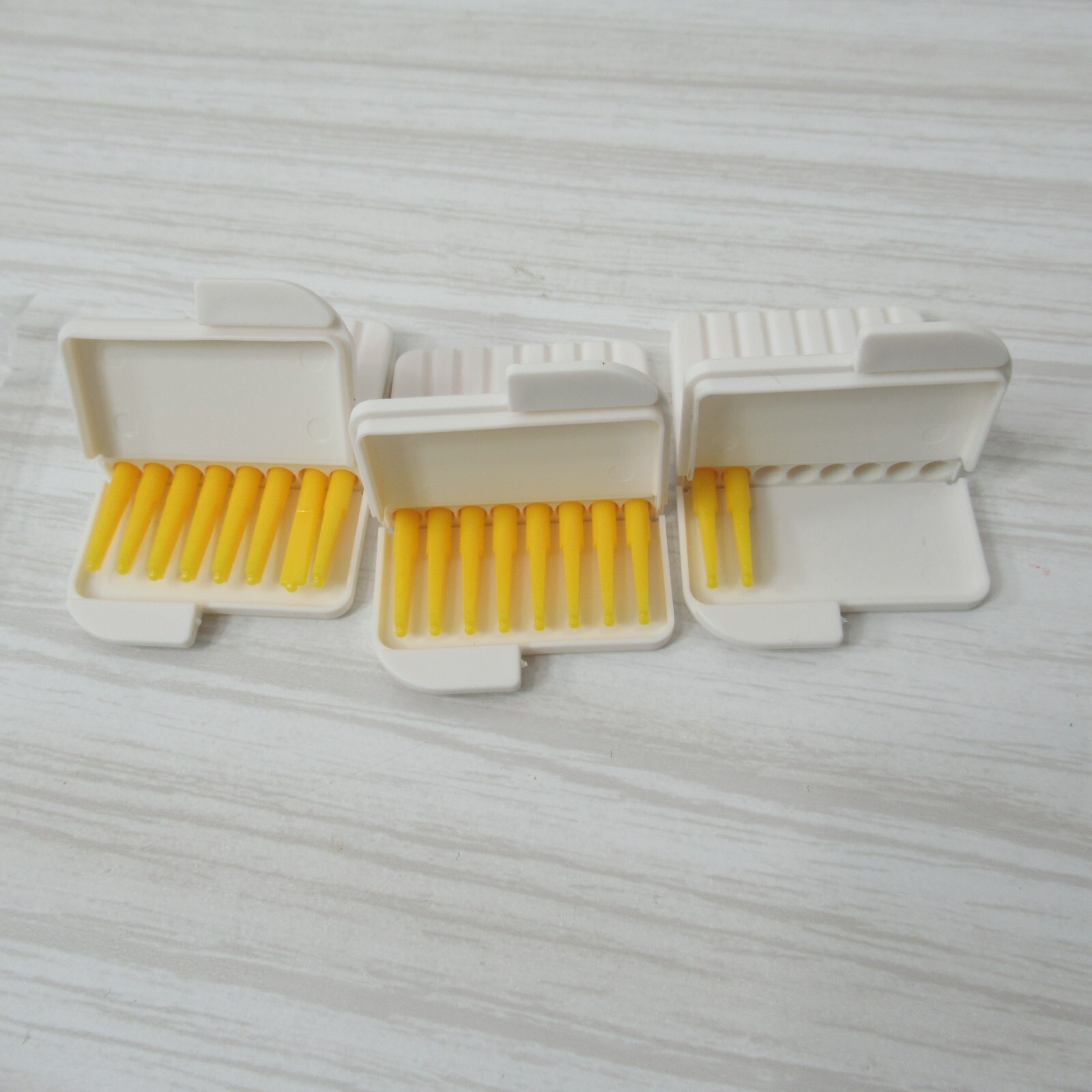 Hearing aid Batteries Size 10 Lot of 46 Exp 2023 Hear Clear Cleaning Brushes