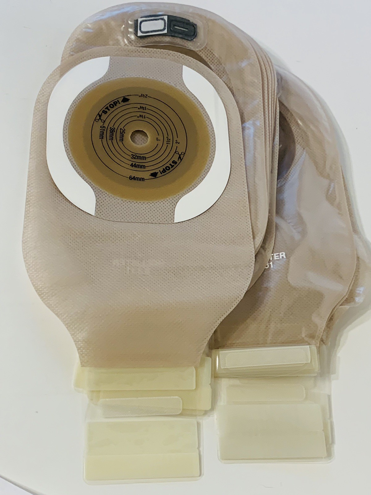 10 Hollister 8331 Flextend Premier Drainable 1-Piece Ostomy Pouch 2-1/2″, No Box