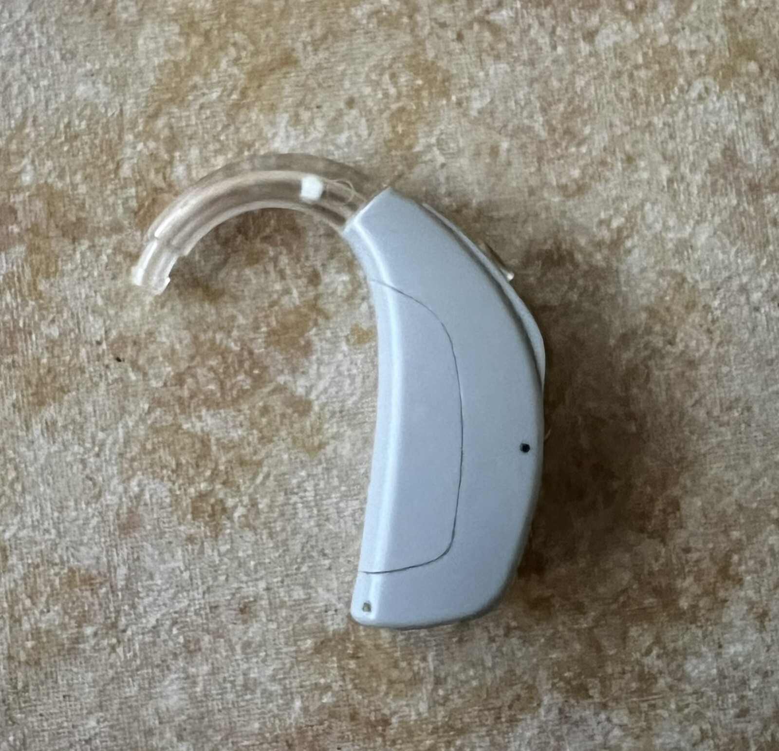 (1) Unitron Quantum 20 S hearing aid – Gray – FREE SHIPPING!!!