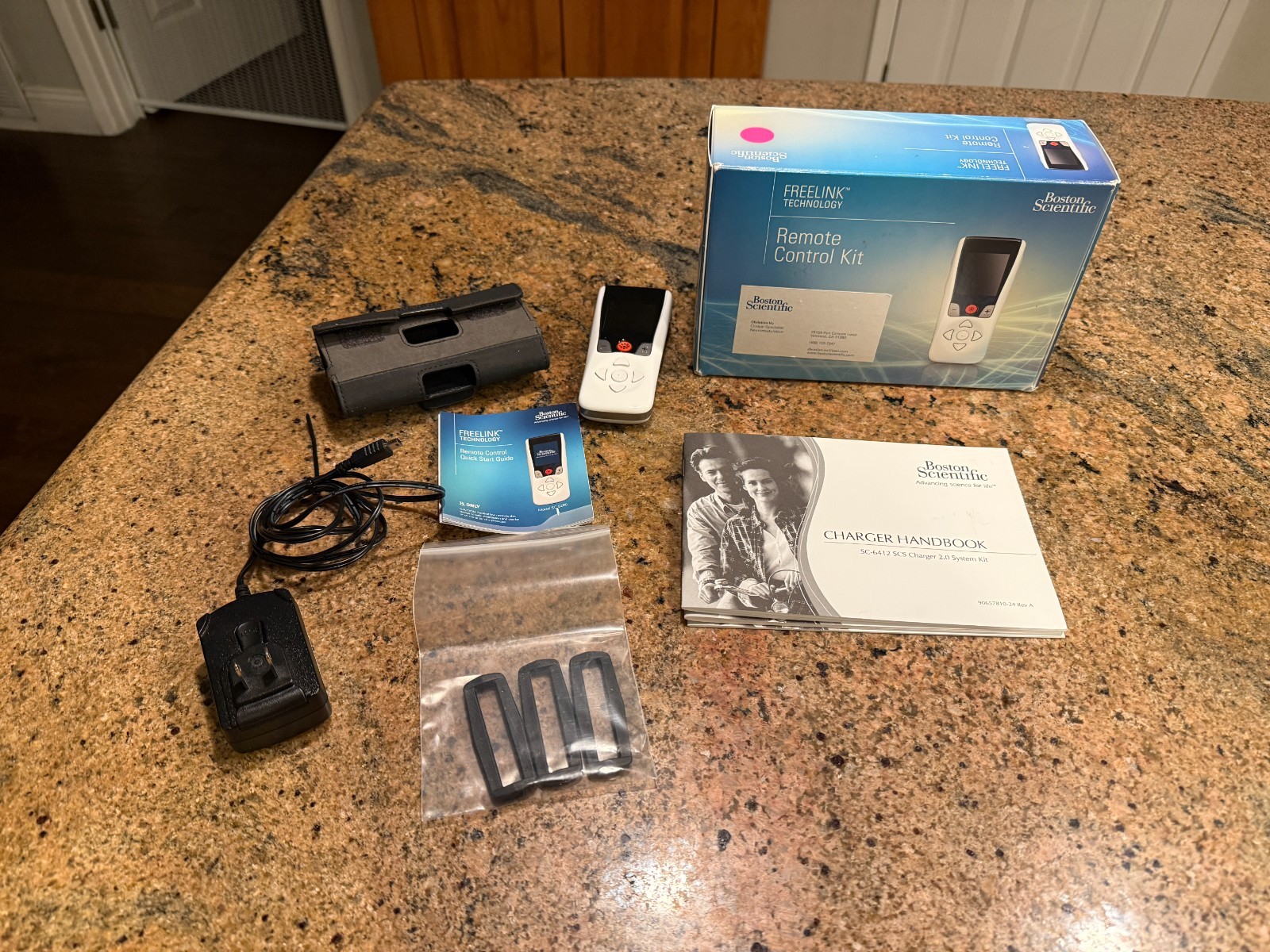 BOSTON SCIENTIFIC Freelink Remote Control Kit Model SC5260 & Charger & Extras