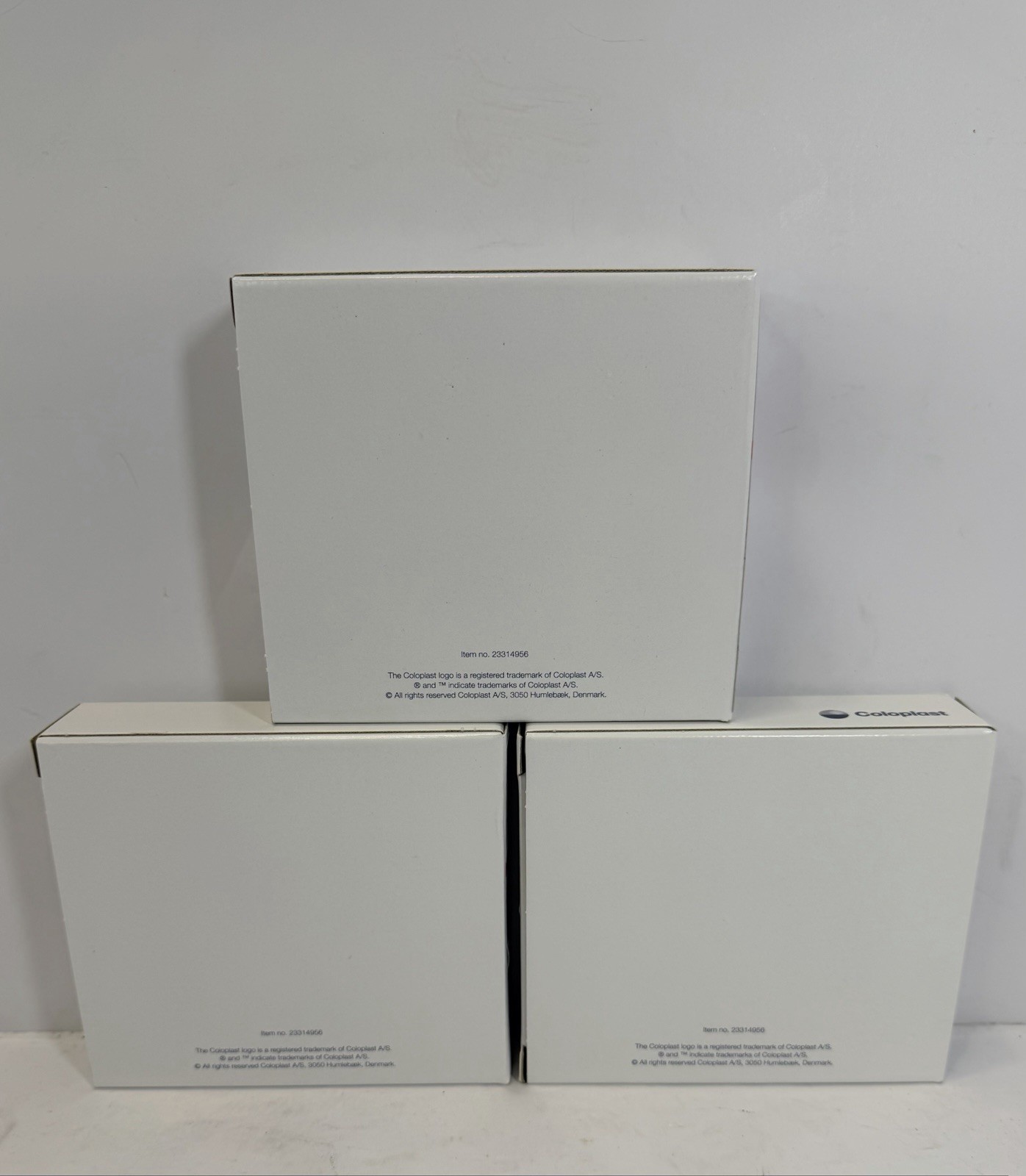 (3) COLOPLAST ASSURA OSTOMY BASEPLATE FLANGE CONVEX #2832 “””BRAND NEW”””