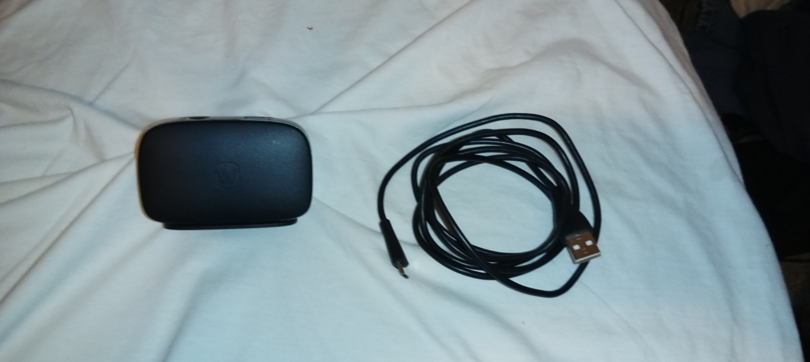 Widex sRIC Hearing Aid Charger WPT103 Black with USB Cable