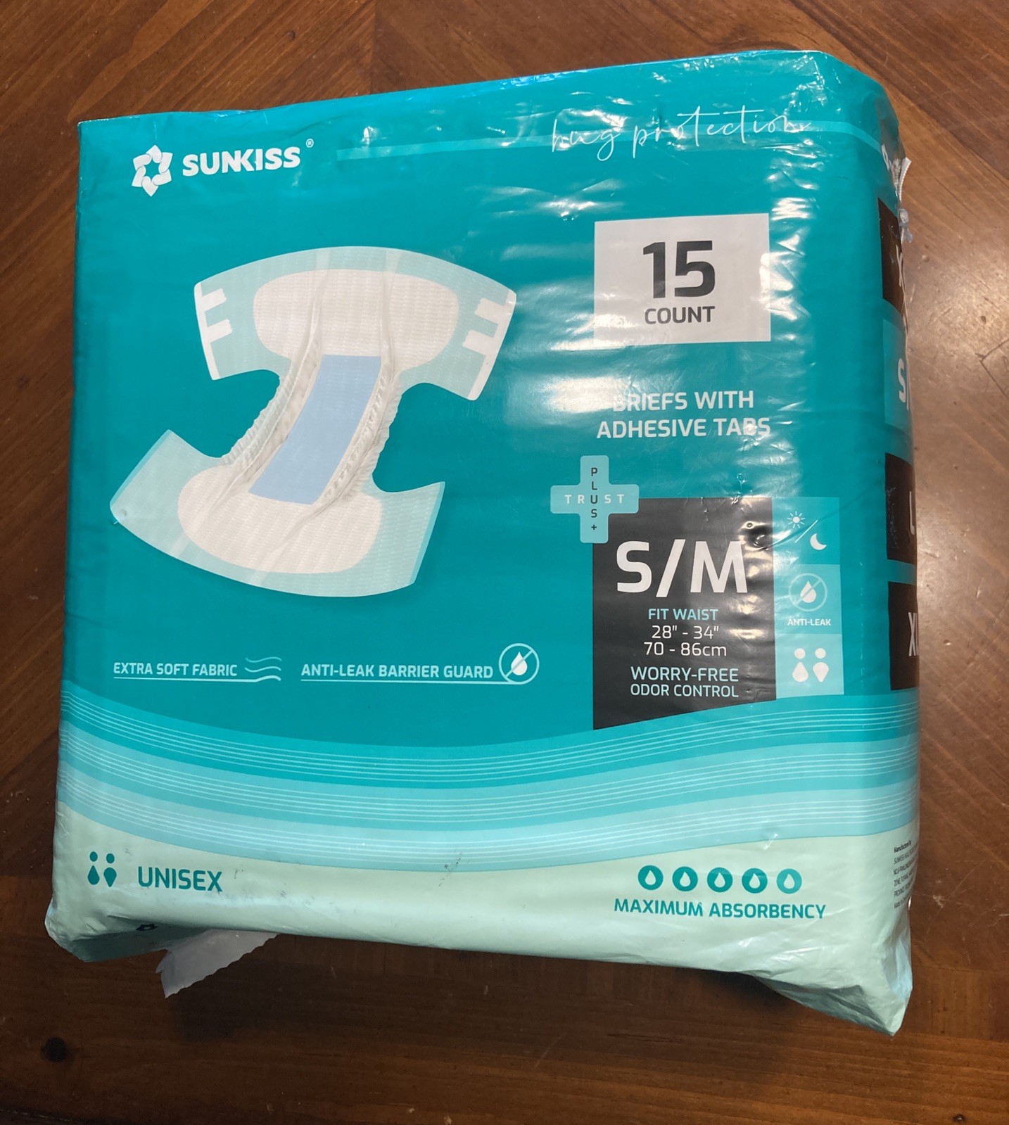 SUNKISS Disposable Incontinence Brief 15 Count S/M Fits Waist 26-34″ Extra Soft