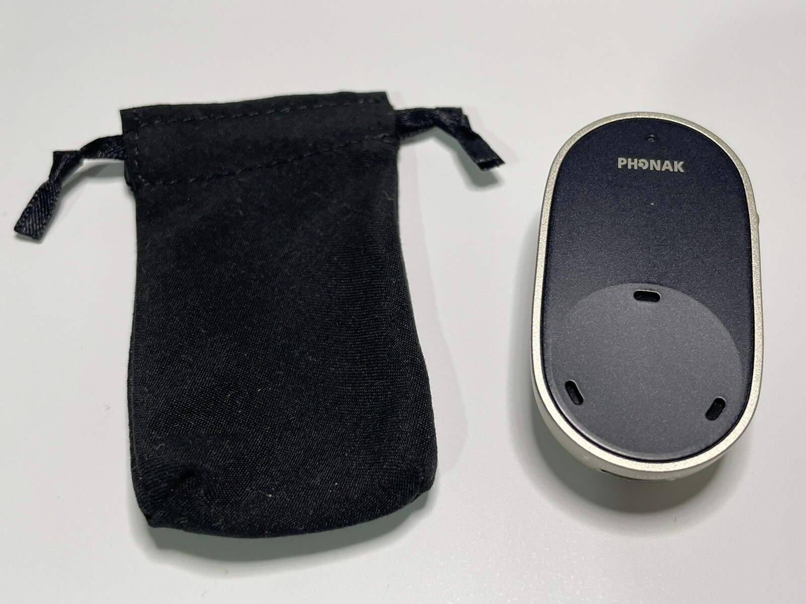 Phonak PartnerMic With Charging Cable, hardcase, lanyard, plug soft case