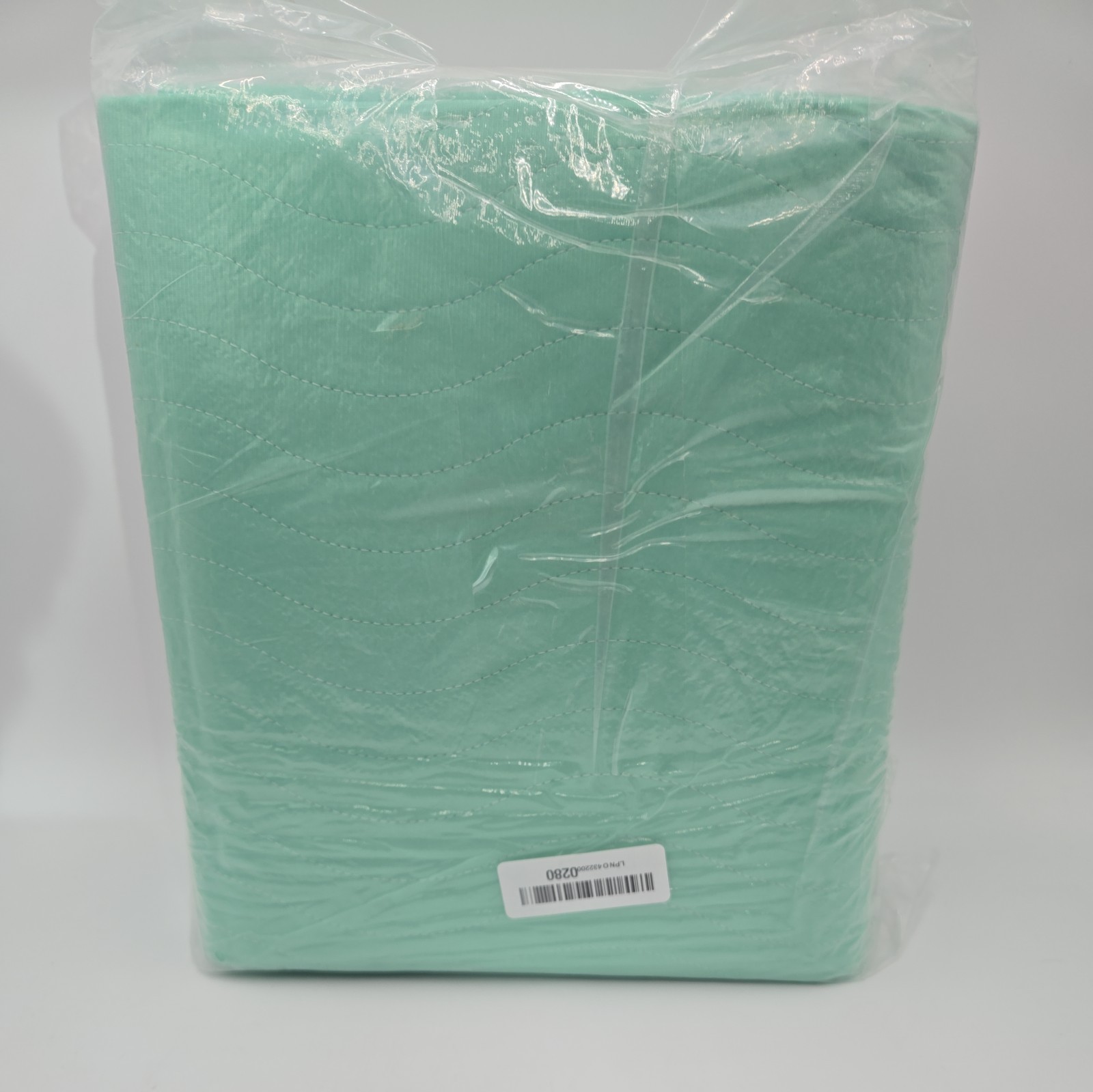 4 Pack 36” x 54” Extra Heavy Absorbency Washable 4 – 36″ x 54″, Green