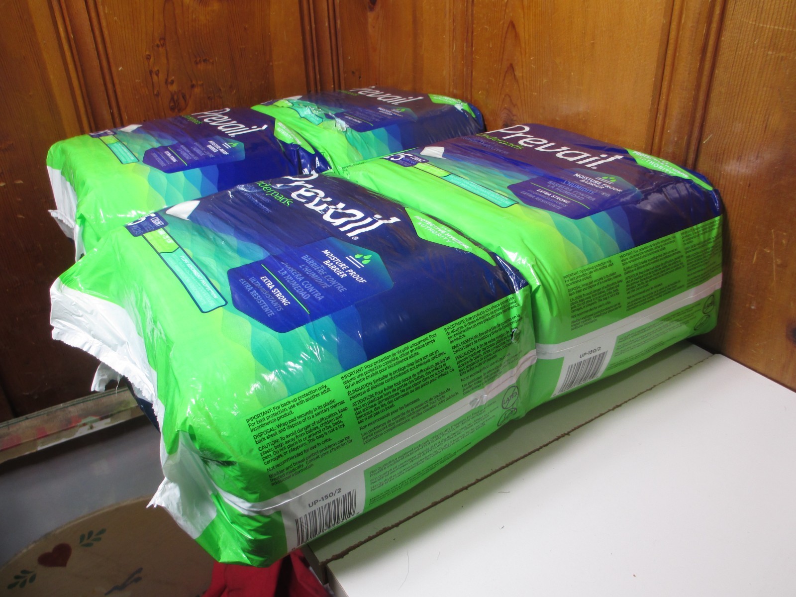 100 Prevail Underpads 4 Packs 25 Count Extra Strong Moisture Proof Barrier 23×36