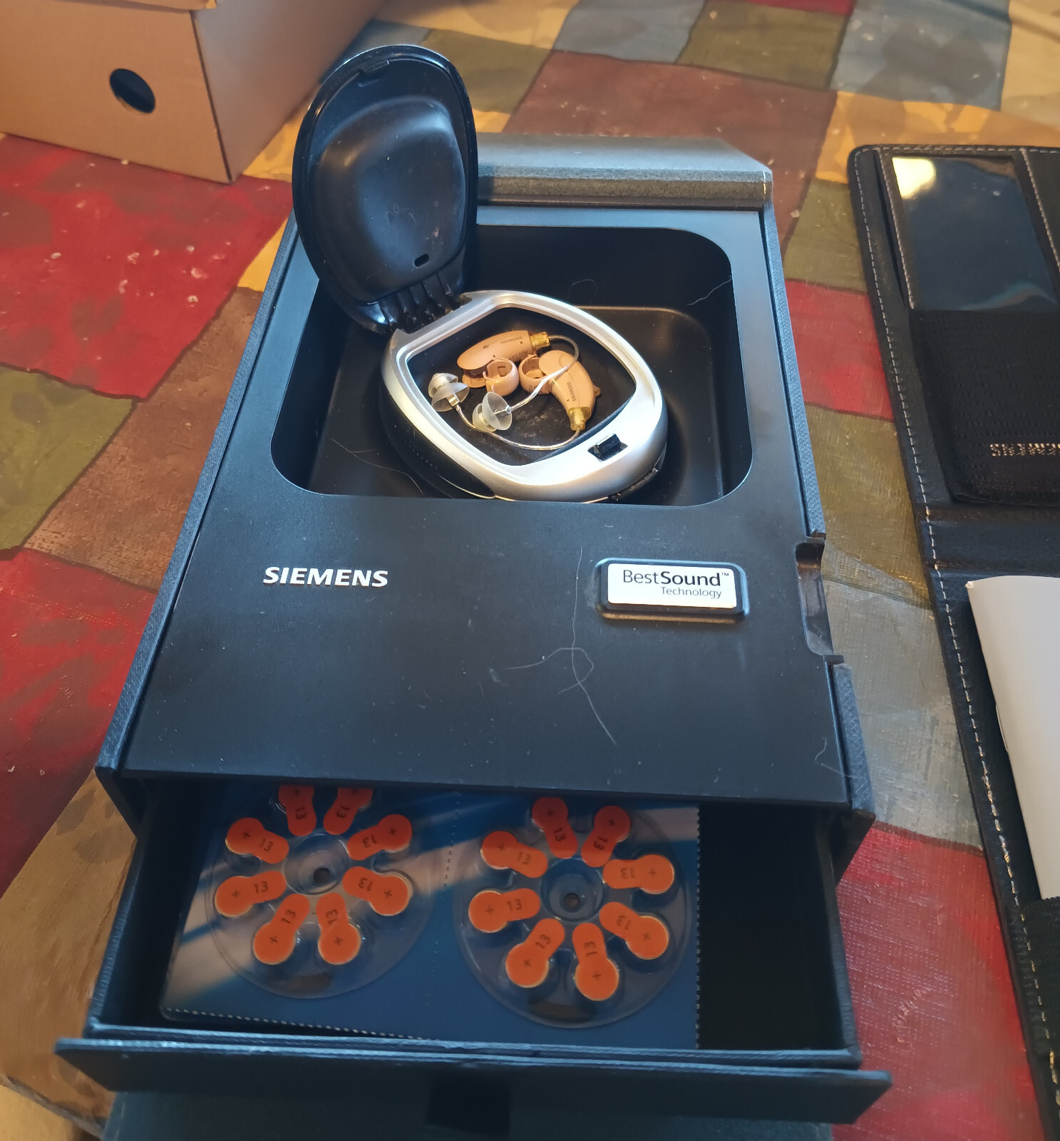 Siemens Pure 7 Mi RIC (1 Pair) With Carrying Case and Original Box