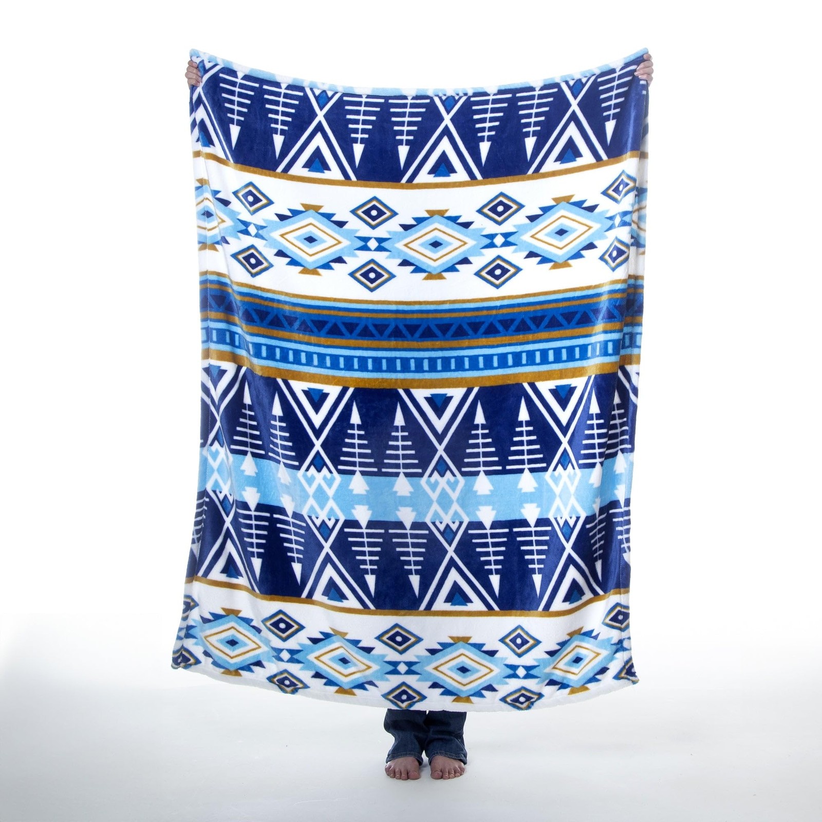 CARSTENS, INC. Travel Blanket, Premium Compact 50″ x 60″, Open Sky Blue Aztec